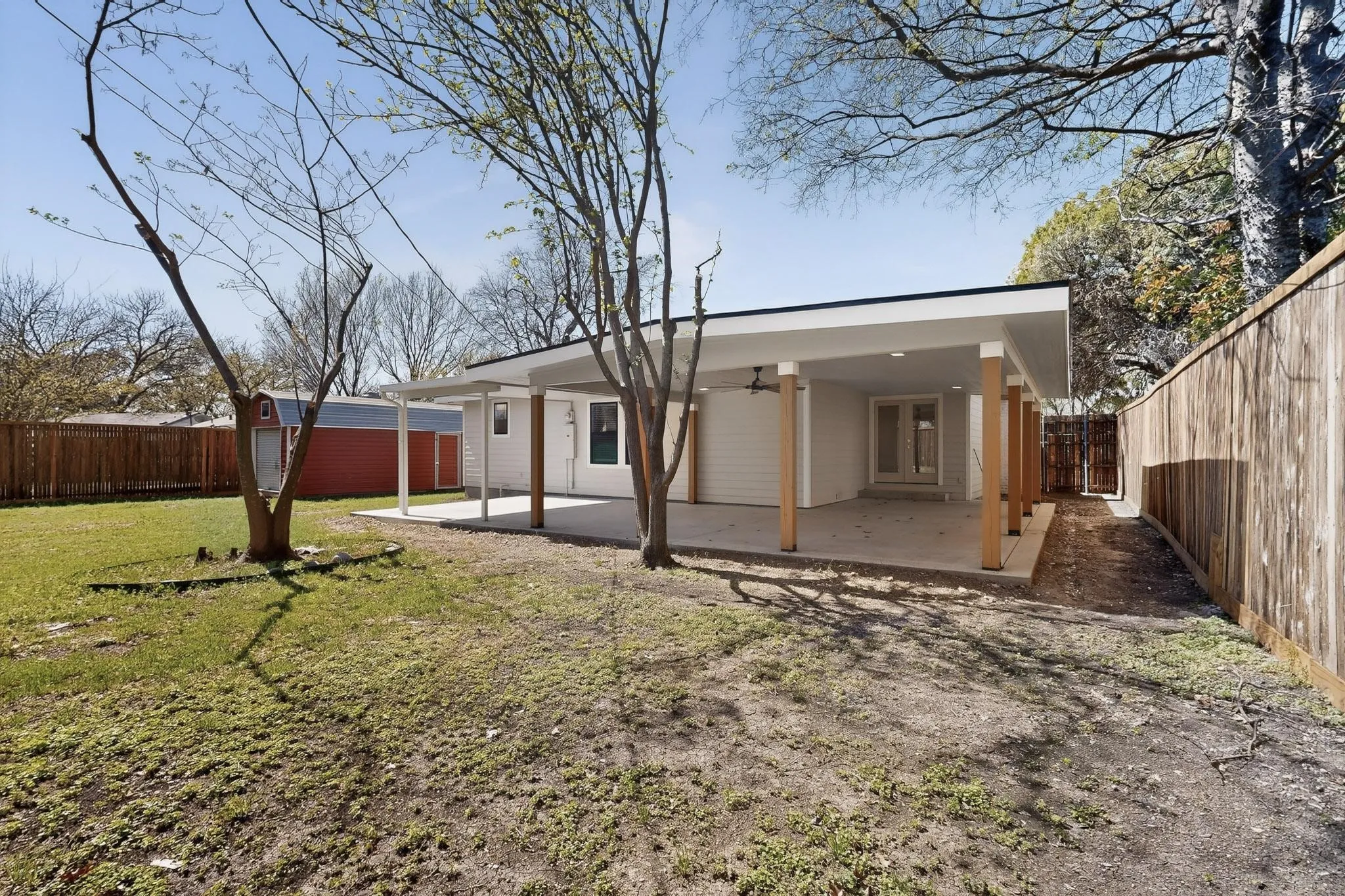 Single Family Residence For Sale in Dallas County , 10526 Andover Drive, Dallas, Texas 75228, 3 Bedrooms, 2 Bathrooms, Garage spaces, 1,600 Sqft, built in 1952, Price $389,999, mls#21202423, Real Estate Agent in Dallas, Homes For Sale in Dallas county, Homes For Sale in Dallas, Realtor in Dallas Texas, Real Estate Brokerage Independent Realty Texas, Luminita Cordes Realtor