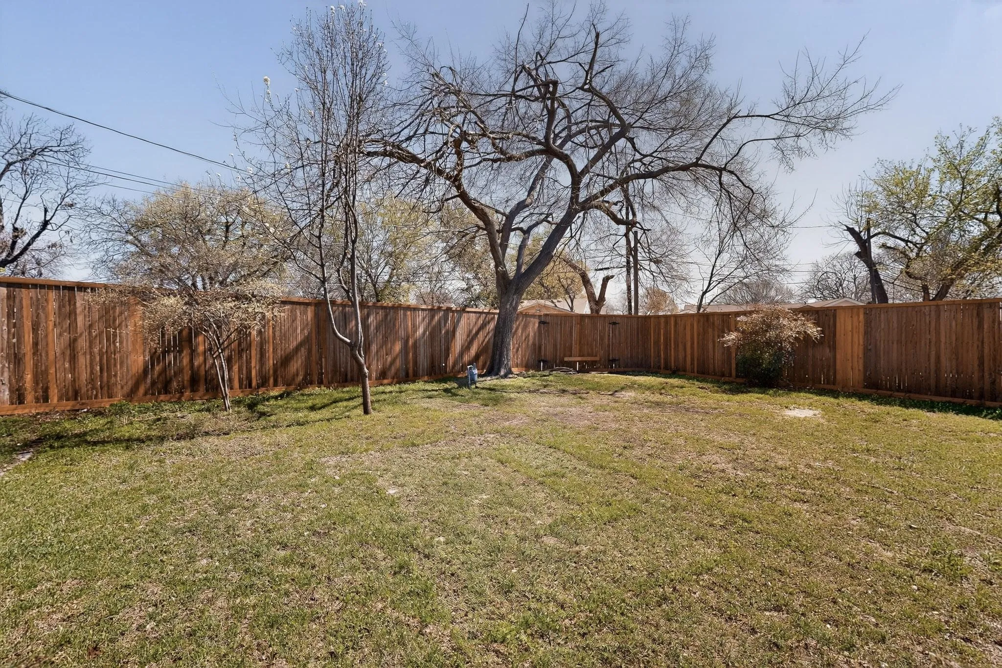 Single Family Residence For Sale in Dallas County , 10526 Andover Drive, Dallas, Texas 75228, 3 Bedrooms, 2 Bathrooms, Garage spaces, 1,600 Sqft, built in 1952, Price $389,999, mls#21202423, Real Estate Agent in Dallas, Homes For Sale in Dallas county, Homes For Sale in Dallas, Realtor in Dallas Texas, Real Estate Brokerage Independent Realty Texas, Luminita Cordes Realtor