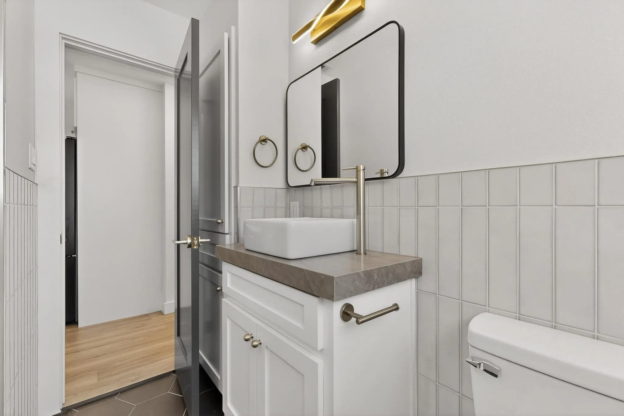 Single Family Residence For Sale in Dallas County , 10526 Andover Drive, Dallas, Texas 75228, 3 Bedrooms, 2 Bathrooms, Garage spaces, 1,600 Sqft, built in 1952, Price $389,999, mls#21202423, Real Estate Agent in Dallas, Homes For Sale in Dallas county, Homes For Sale in Dallas, Realtor in Dallas Texas, Real Estate Brokerage Independent Realty Texas, Luminita Cordes Realtor