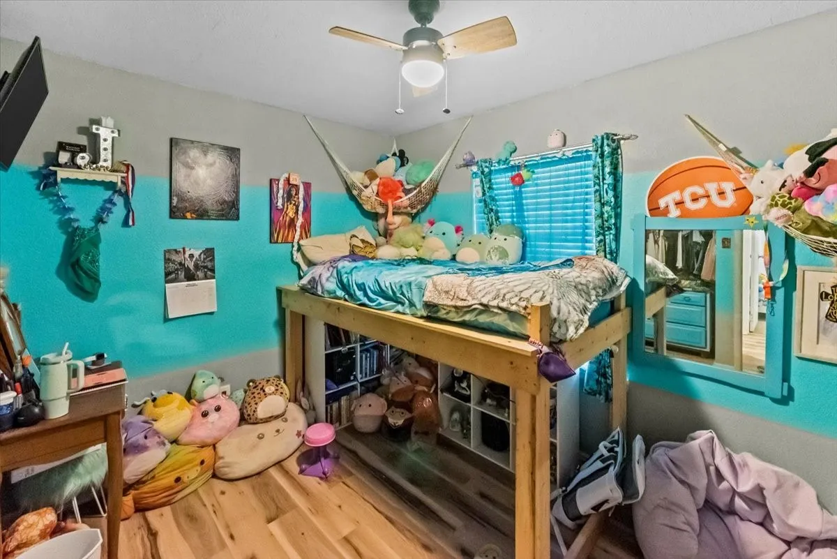 Single Family Residence For Sale in Hill County , 600 S Colorado Street, Whitney, Texas 76692, 3 Bedroom, 2 Bathroom, Garage spaces, 1,638 Sqft, built in 1980, mls#21204789, Real Estate Agent in Whitney, Homes For Sale in Hill county, Homes For Sale in Whitney, Realtor in Whitney Texas, Real Estate Brokerage Independent Realty Texas, Luminita Cordes Realtor