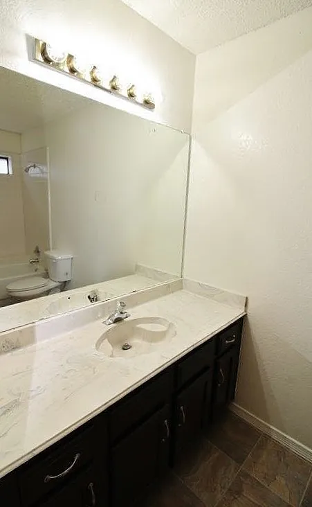 Single Family Residence For Rent in Dallas County , 1019 Cedar Run Drive, Duncanville, Texas 75137, 3 Bedroom, 2 Bathroom, 2 Garage spaces, 1,469 Sqft, built in 1985, Preowned, mls#21205140, Real Estate Agent in Duncanville, Homes For Rent in Dallas county, Homes For Rent in Duncanville, Realtor in Duncanville Texas, Real Estate Brokerage Independent Realty Texas, Luminita Cordes Realtor