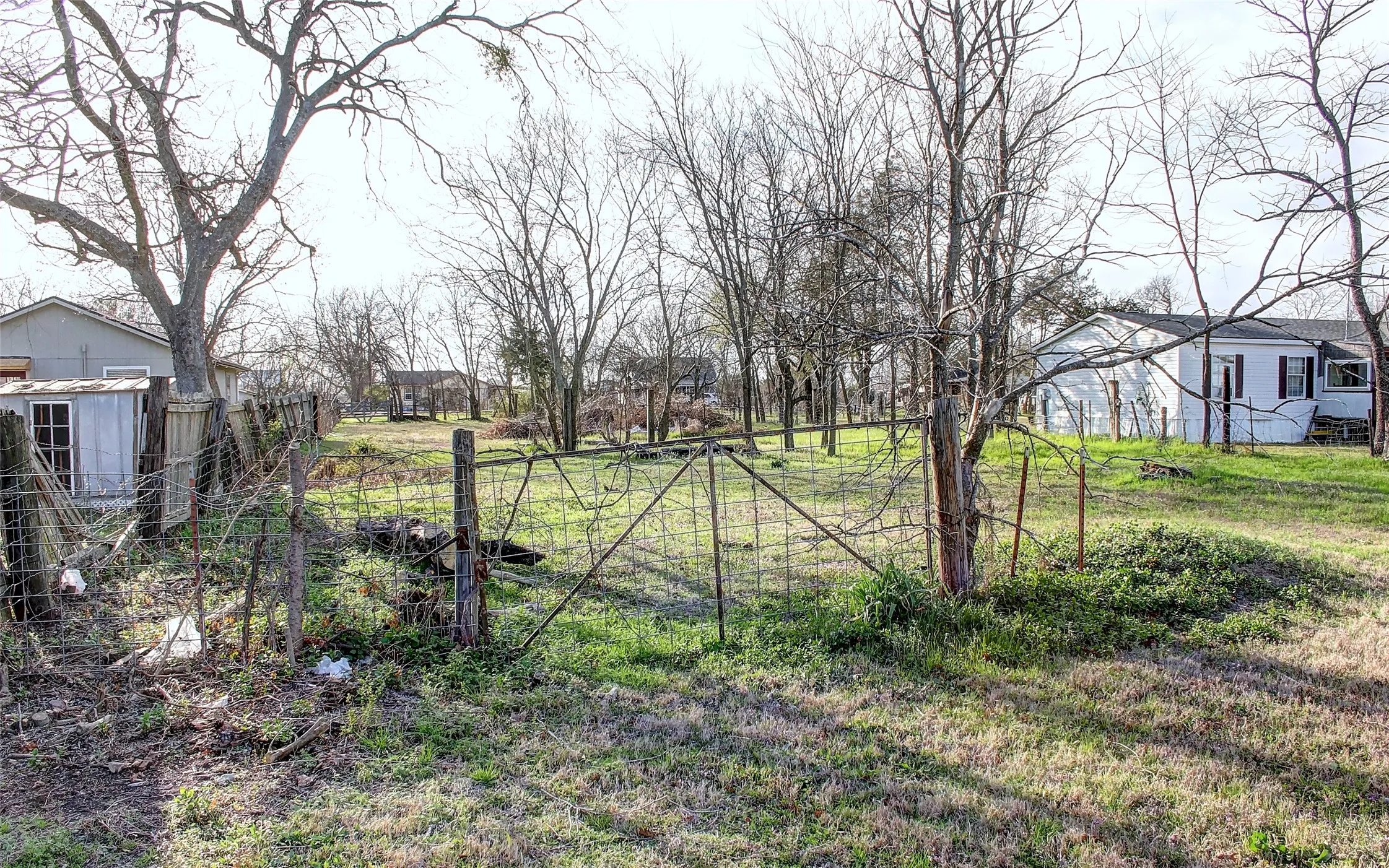 Improved Land For Sale in Collin County , 601 N Sherley Avenue, Anna, Texas 75409, 0, 0, Garage spaces, 0 Sqft, built in 0, Price $150,000, mls#21204426, Real Estate Agent in Anna, Homes For Sale in Collin county, Homes For Sale in Anna, Realtor in Anna Texas, Real Estate Brokerage Independent Realty Texas, Luminita Cordes Realtor