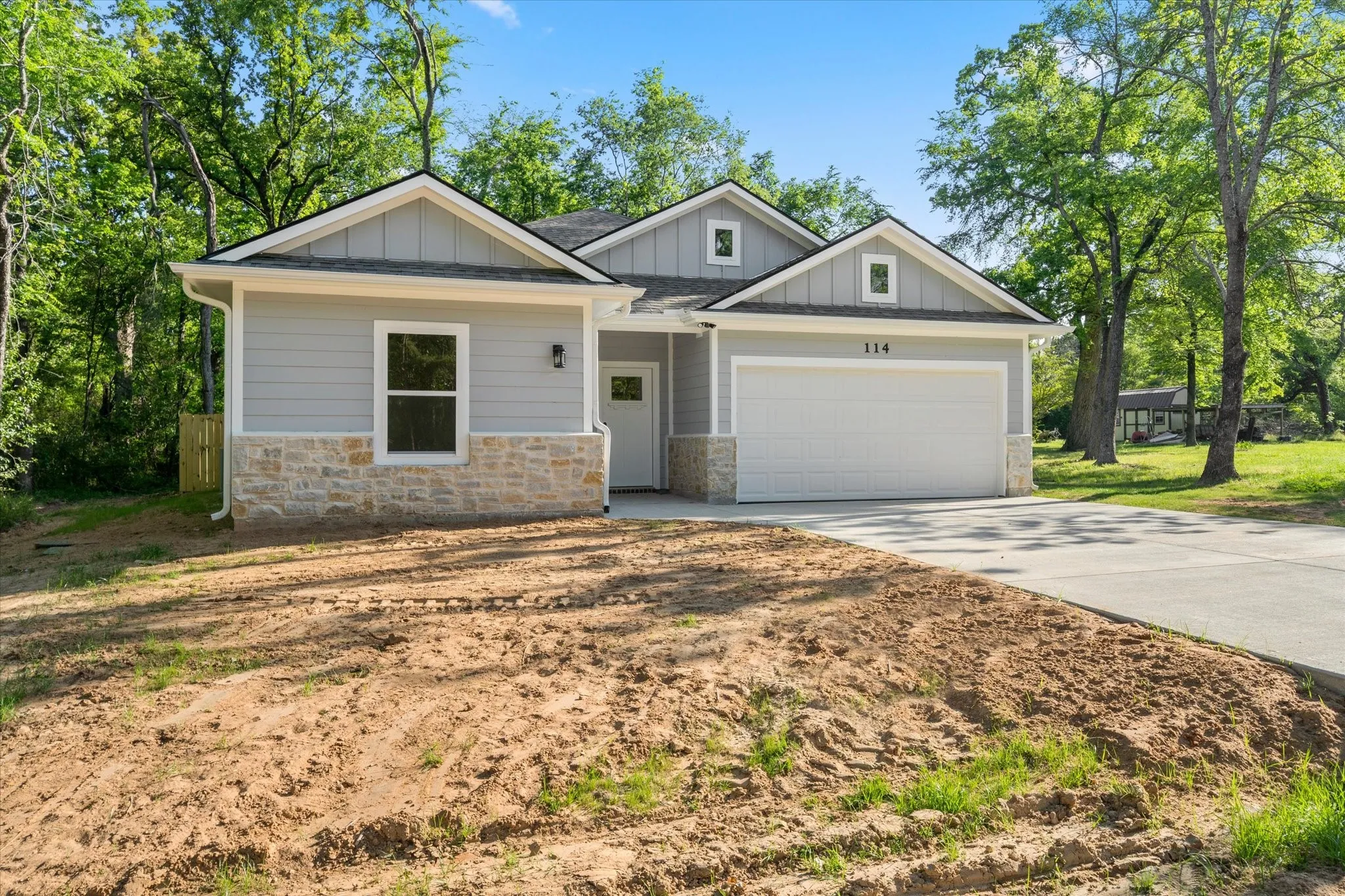 Single Family Residence For Sale in Henderson County , 114 Granada Street, Payne Springs, Texas 75156, 3 Bedroom, 2 Bathroom, 2 Garage spaces, 1,322 Sqft, built in 2026, Preowned, mls#21205353, Real Estate Agent in Payne Springs, Homes For Sale in Henderson county, Homes For Sale in Payne Springs, Realtor in Payne Springs Texas, Real Estate Brokerage Independent Realty Texas, Luminita Cordes Realtor