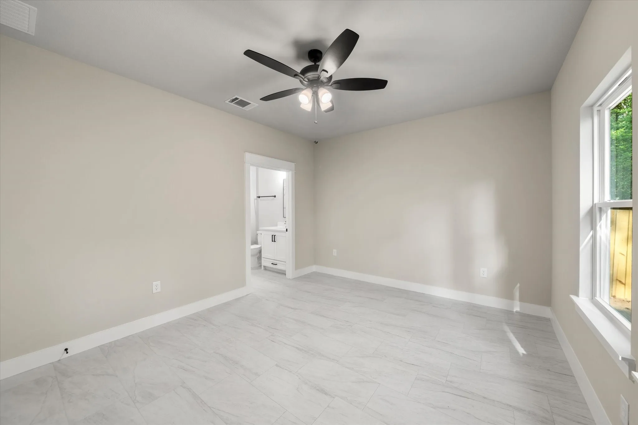 Single Family Residence For Sale in Henderson County , 114 Granada Street, Payne Springs, Texas 75156, 3 Bedroom, 2 Bathroom, 2 Garage spaces, 1,322 Sqft, built in 2026, Preowned, mls#21205353, Real Estate Agent in Payne Springs, Homes For Sale in Henderson county, Homes For Sale in Payne Springs, Realtor in Payne Springs Texas, Real Estate Brokerage Independent Realty Texas, Luminita Cordes Realtor