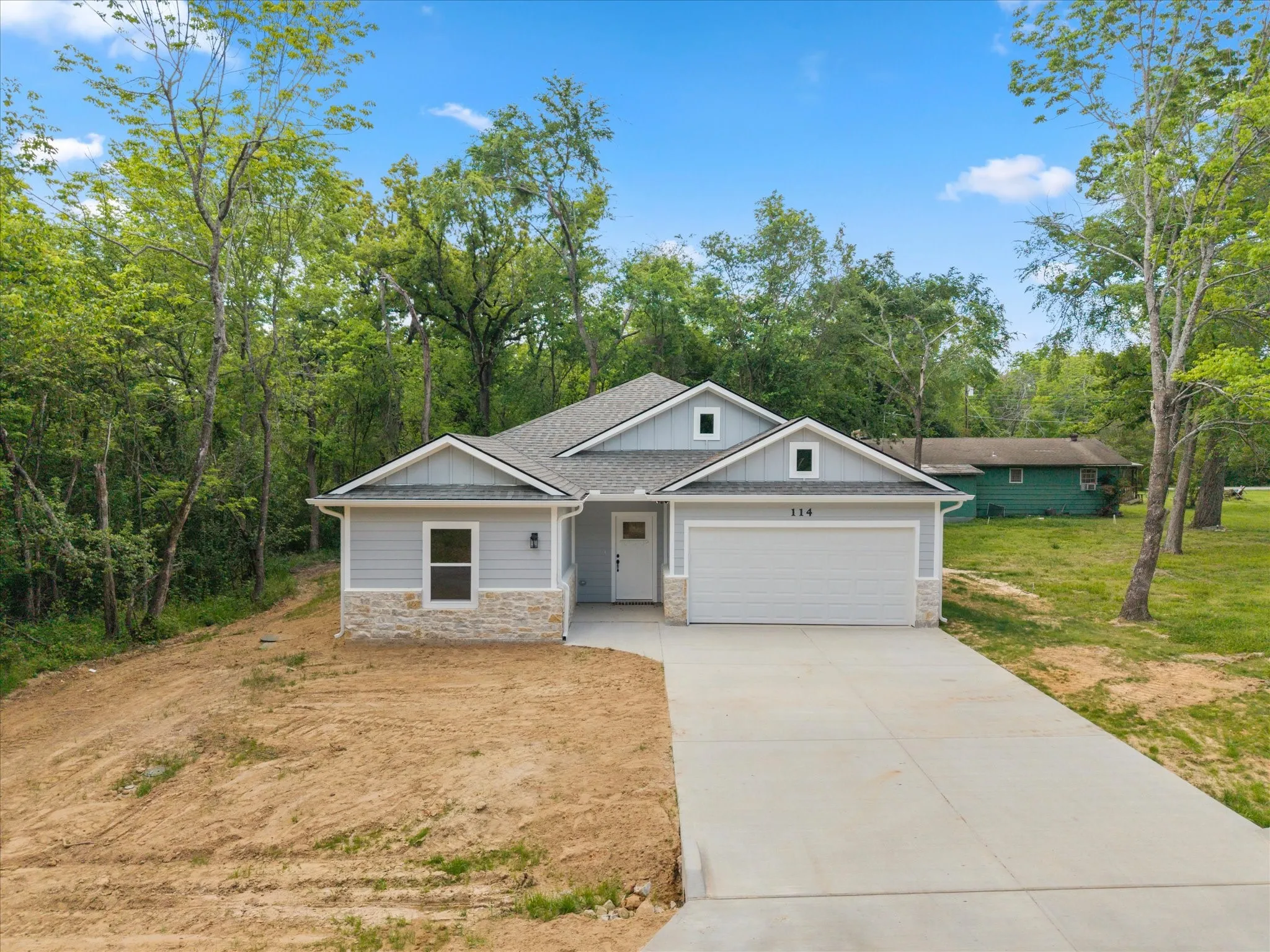 Single Family Residence For Sale in Henderson County , 114 Granada Street, Payne Springs, Texas 75156, 3 Bedroom, 2 Bathroom, 2 Garage spaces, 1,322 Sqft, built in 2026, Preowned, mls#21205353, Real Estate Agent in Payne Springs, Homes For Sale in Henderson county, Homes For Sale in Payne Springs, Realtor in Payne Springs Texas, Real Estate Brokerage Independent Realty Texas, Luminita Cordes Realtor