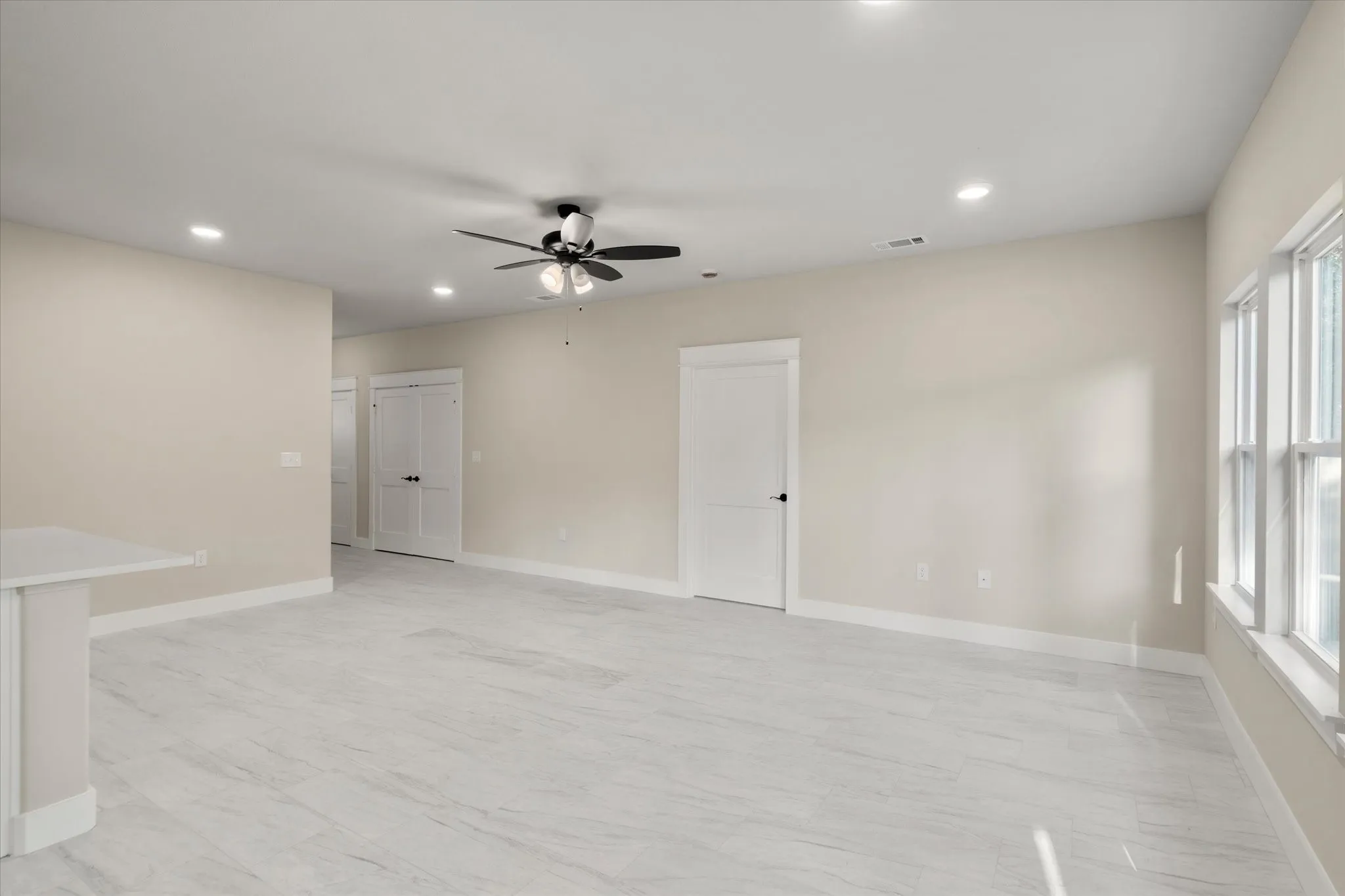 Single Family Residence For Sale in Henderson County , 114 Granada Street, Payne Springs, Texas 75156, 3 Bedroom, 2 Bathroom, 2 Garage spaces, 1,322 Sqft, built in 2026, Preowned, mls#21205353, Real Estate Agent in Payne Springs, Homes For Sale in Henderson county, Homes For Sale in Payne Springs, Realtor in Payne Springs Texas, Real Estate Brokerage Independent Realty Texas, Luminita Cordes Realtor