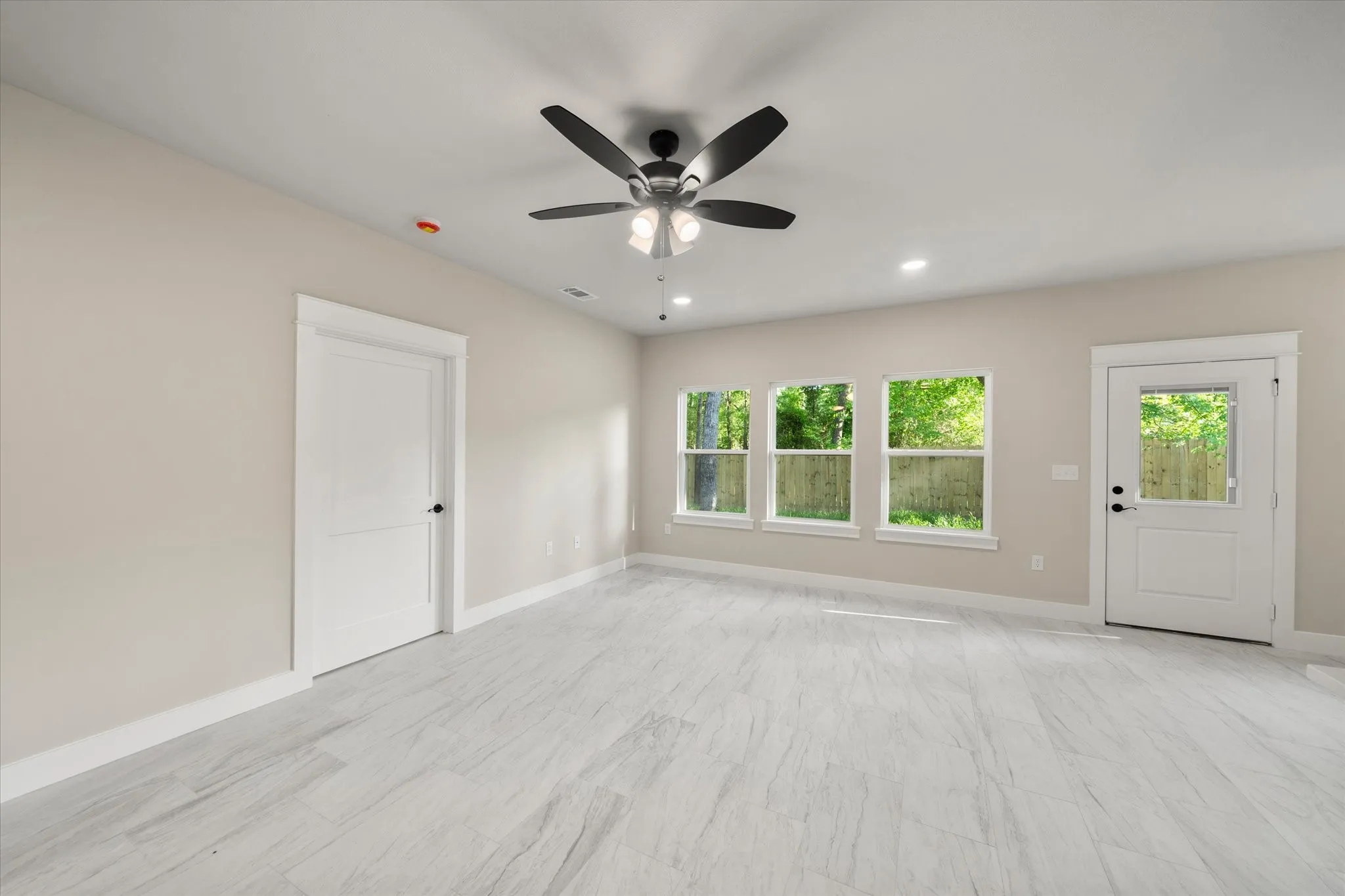 Single Family Residence For Sale in Henderson County , 114 Granada Street, Payne Springs, Texas 75156, 3 Bedroom, 2 Bathroom, 2 Garage spaces, 1,322 Sqft, built in 2026, Preowned, mls#21205353, Real Estate Agent in Payne Springs, Homes For Sale in Henderson county, Homes For Sale in Payne Springs, Realtor in Payne Springs Texas, Real Estate Brokerage Independent Realty Texas, Luminita Cordes Realtor