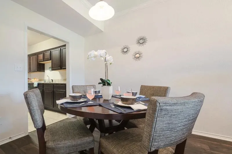 Apartment For Rent in Ellis County , 380 Solon Road, Waxahachie, Texas 75165, 1 Bedroom, 1 Bathroom, Garage spaces, 1,075 Sqft, built in 2008, Price $1,625, mls#21205400, Real Estate Agent in Waxahachie, Homes For Rent in Ellis county, Homes For Rent in Waxahachie, Realtor in Waxahachie Texas, Real Estate Brokerage Independent Realty Texas, Luminita Cordes Realtor