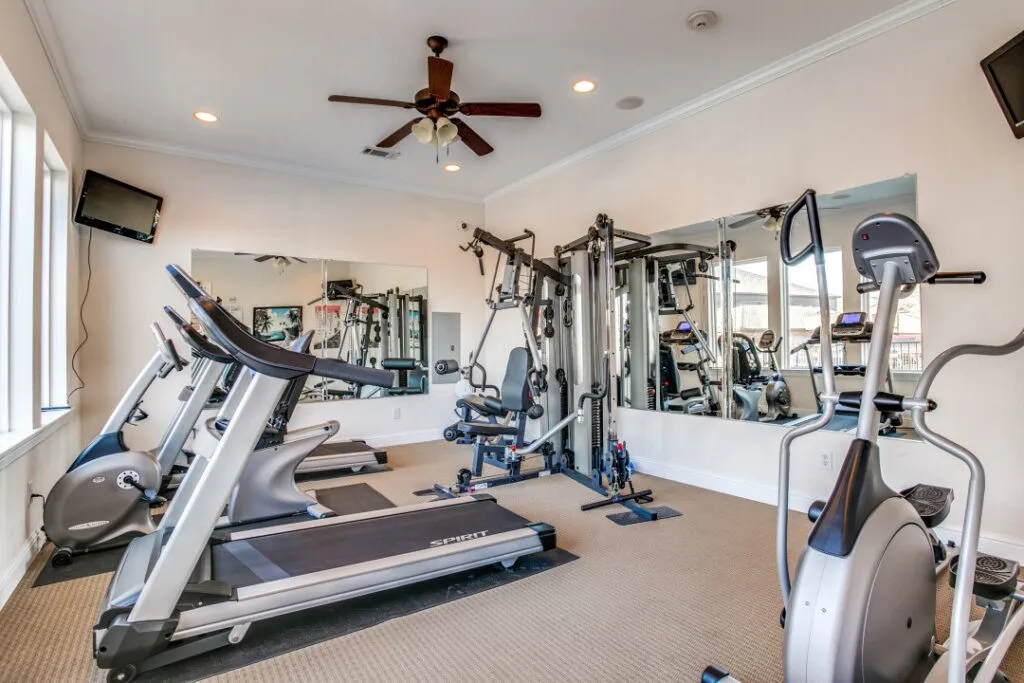 Apartment For Rent in Ellis County , 380 Solon Road, Waxahachie, Texas 75165, 1 Bedroom, 1 Bathroom, Garage spaces, 1,075 Sqft, built in 2008, Price $1,625, mls#21205400, Real Estate Agent in Waxahachie, Homes For Rent in Ellis county, Homes For Rent in Waxahachie, Realtor in Waxahachie Texas, Real Estate Brokerage Independent Realty Texas, Luminita Cordes Realtor