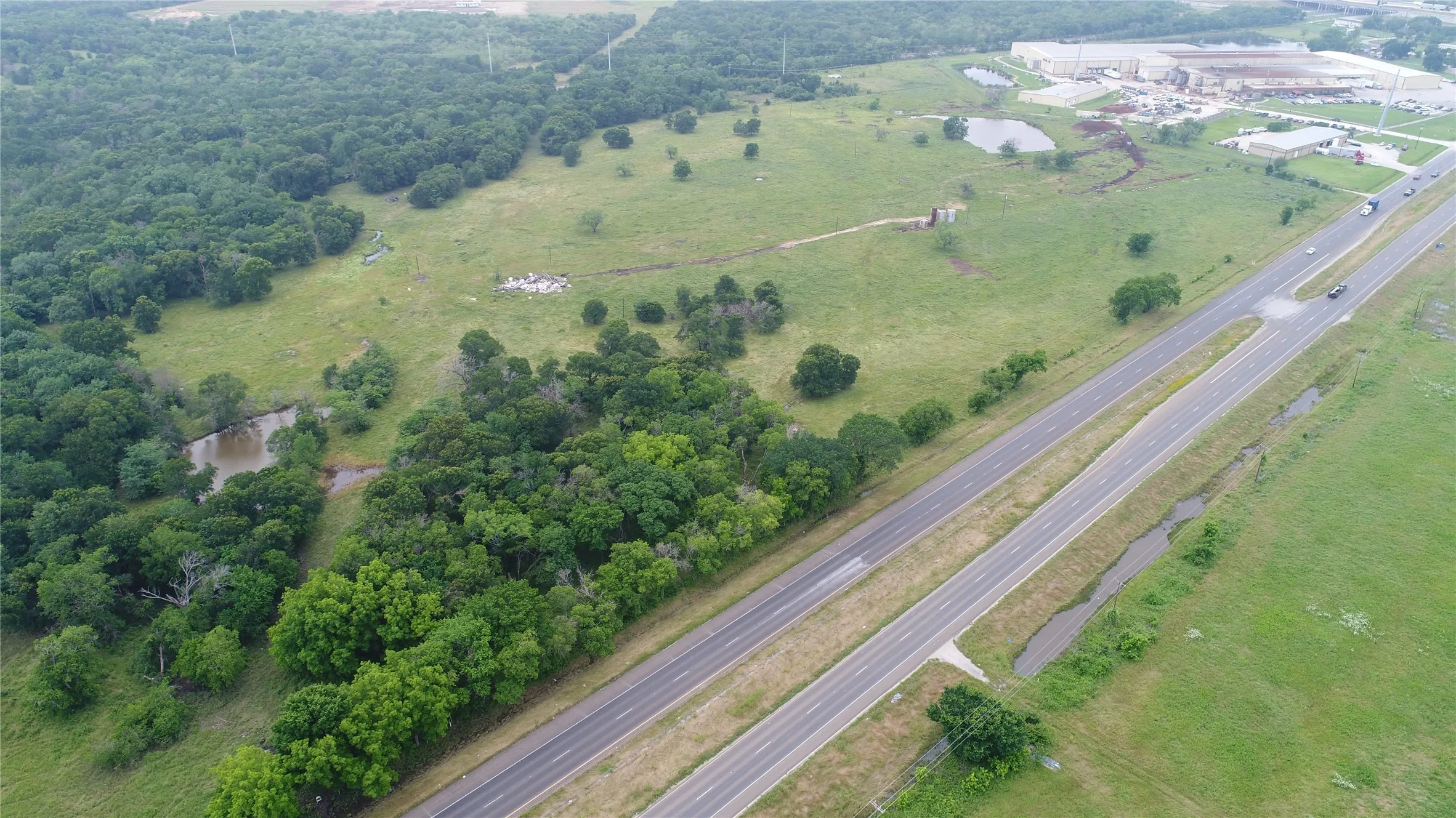 Unimproved Land For Sale in Navarro County , 2170 E State Highway 31, Corsicana, Texas 75109, 0, 0, Garage spaces, 0 Sqft, built in 0, mls#21205418, Real Estate Agent in Corsicana, Homes For Sale in Navarro county, Homes For Sale in Corsicana, Realtor in Corsicana Texas, Real Estate Brokerage Independent Realty Texas, Luminita Cordes Realtor