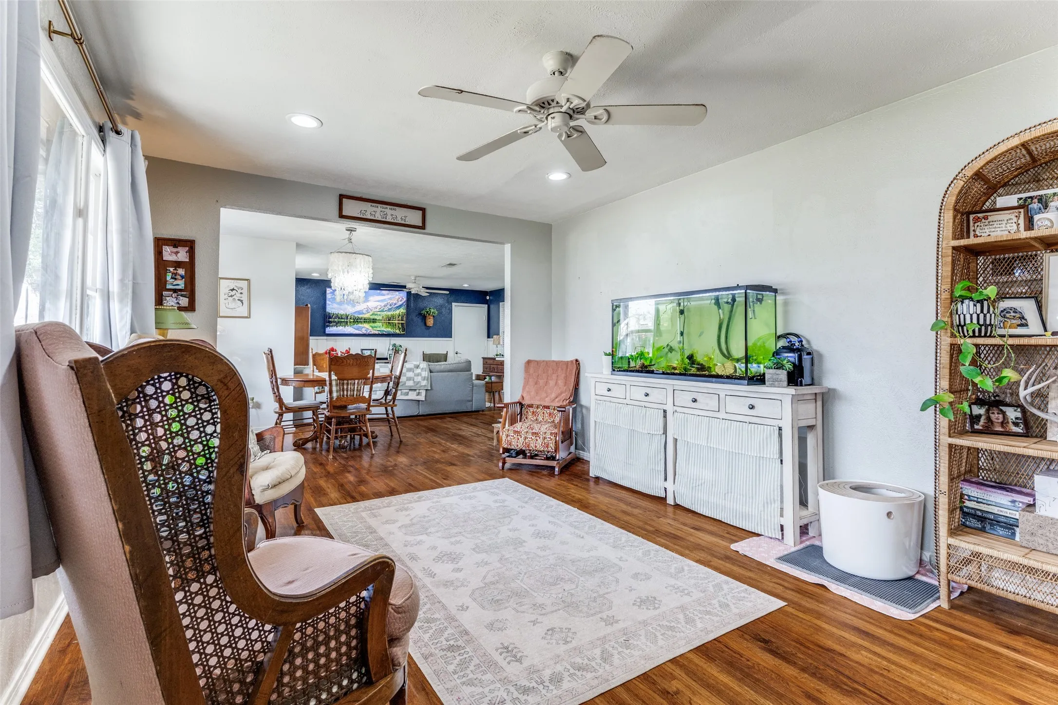 Single Family Residence For Sale in Tarrant County , 5716 Tracyne Drive, Westworth Village, Texas 76114, 3 Bedroom, 1 Bathroom, 1 Garage spaces, 1,432 Sqft, built in 1953, mls#21204877, Real Estate Agent in Westworth Village, Homes For Sale in Tarrant county, Homes For Sale in Westworth Village, Realtor in Westworth Village Texas, Real Estate Brokerage Independent Realty Texas, Luminita Cordes Realtor