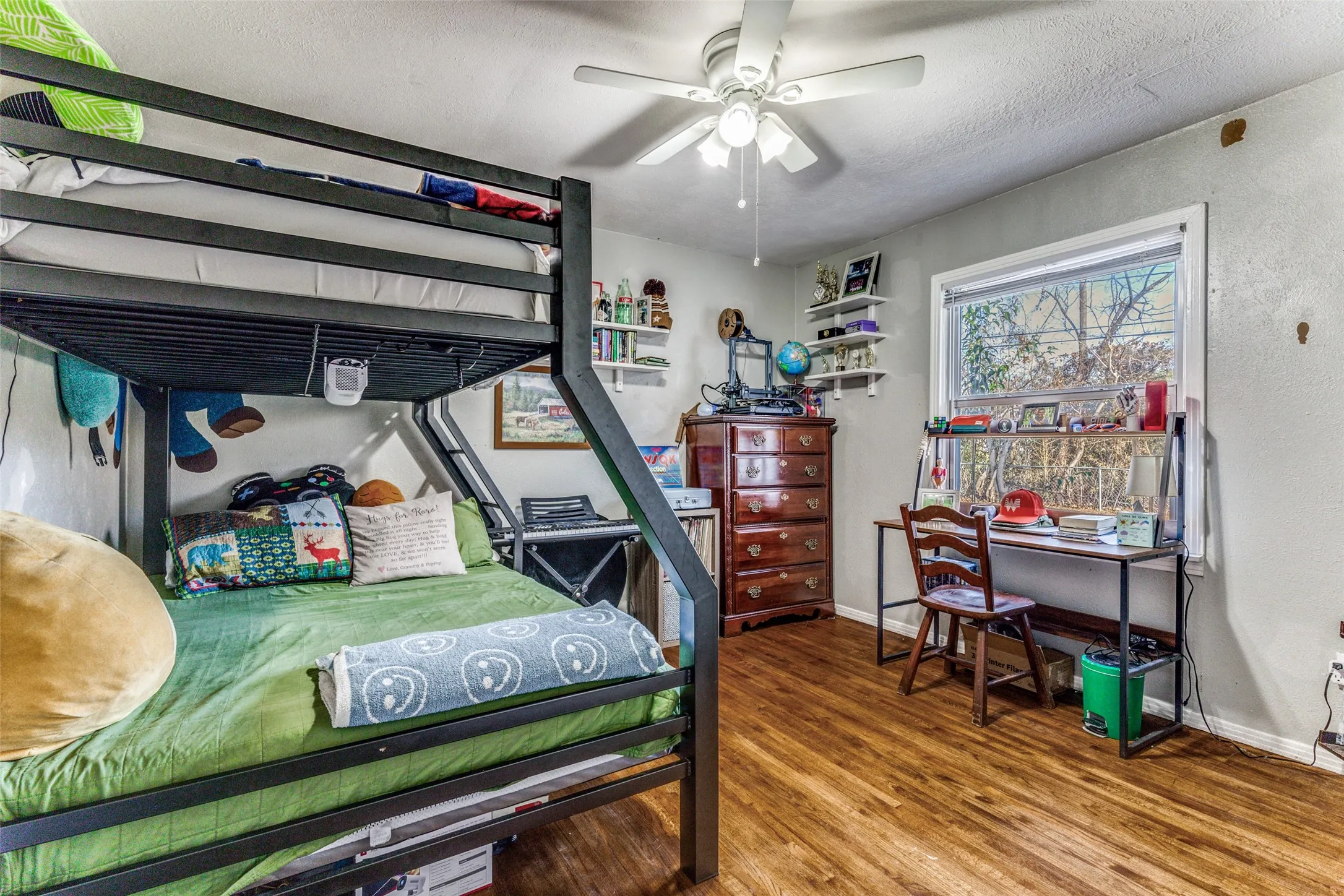 Single Family Residence For Sale in Tarrant County , 5716 Tracyne Drive, Westworth Village, Texas 76114, 3 Bedroom, 1 Bathroom, 1 Garage spaces, 1,432 Sqft, built in 1953, mls#21204877, Real Estate Agent in Westworth Village, Homes For Sale in Tarrant county, Homes For Sale in Westworth Village, Realtor in Westworth Village Texas, Real Estate Brokerage Independent Realty Texas, Luminita Cordes Realtor