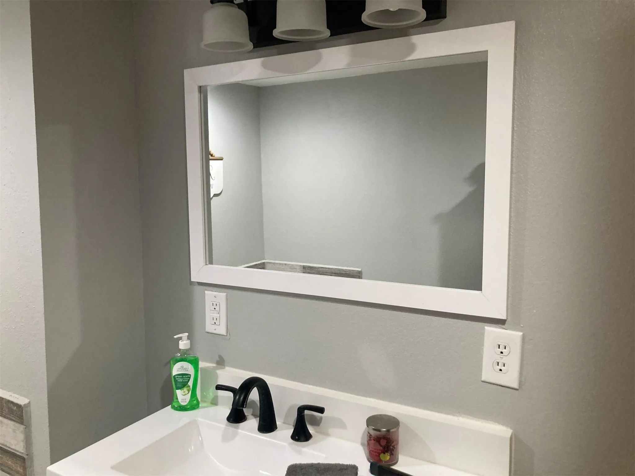 Mobile Home For Sale in Grayson County , 248 -Shaffer Road, Denison, Texas 75021, 2 Bedroom, 2 Bathroom, Garage spaces, 1,216 Sqft, built in 1997, Preowned, mls#21205249, Real Estate Agent in Denison, Homes For Sale in Grayson county, Homes For Sale in Denison, Realtor in Denison Texas, Real Estate Brokerage Independent Realty Texas, Luminita Cordes Realtor