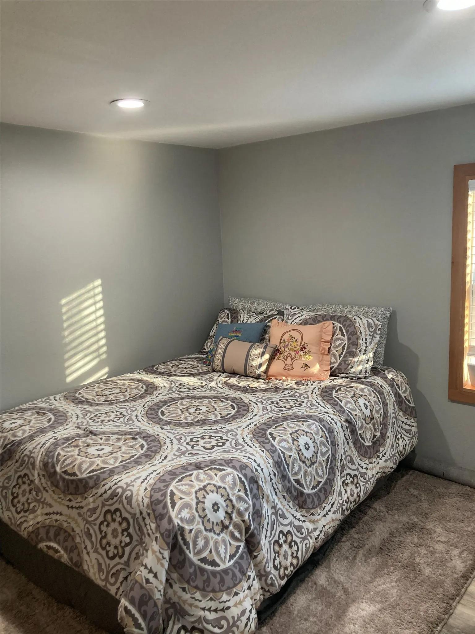Mobile Home For Sale in Grayson County , 248 -Shaffer Road, Denison, Texas 75021, 2 Bedroom, 2 Bathroom, Garage spaces, 1,216 Sqft, built in 1997, Preowned, mls#21205249, Real Estate Agent in Denison, Homes For Sale in Grayson county, Homes For Sale in Denison, Realtor in Denison Texas, Real Estate Brokerage Independent Realty Texas, Luminita Cordes Realtor