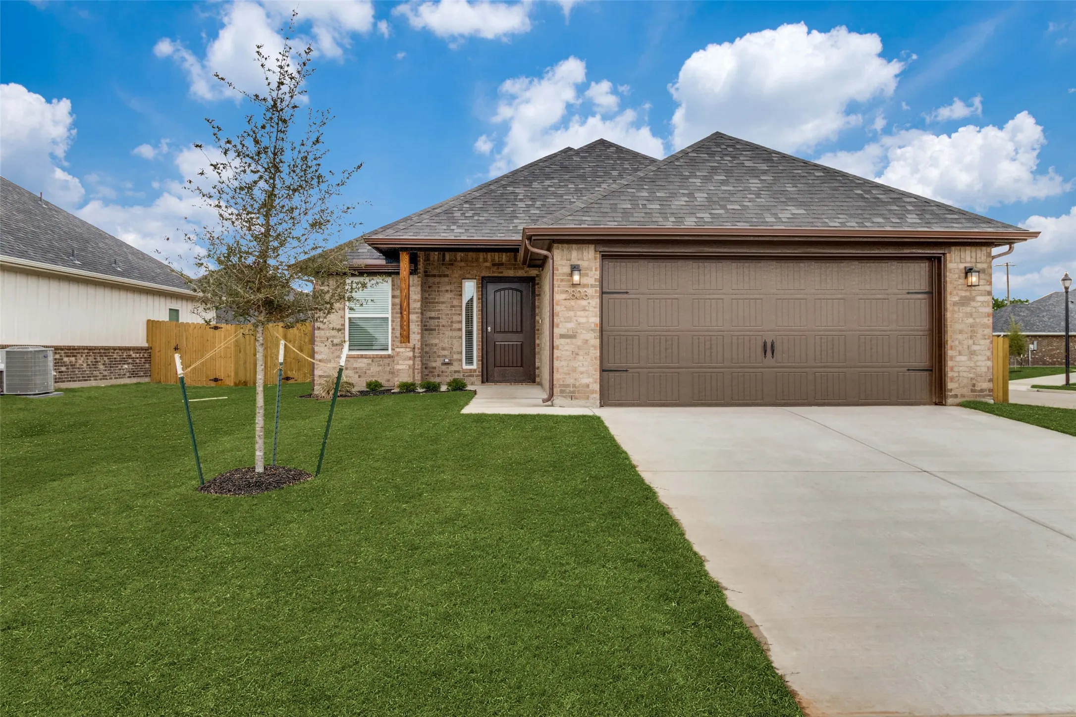 Single Family Residence For Rent in Grayson County , 2803 Orchid Drive, Sherman, Texas 75092, 3 Bedroom, 2 Bathroom, 2 Garage spaces, 1,481 Sqft, built in 2022, Preowned, mls#21205519, Real Estate Agent in Sherman, Homes For Rent in Grayson county, Homes For Rent in Sherman, Realtor in Sherman Texas, Real Estate Brokerage Independent Realty Texas, Luminita Cordes Realtor