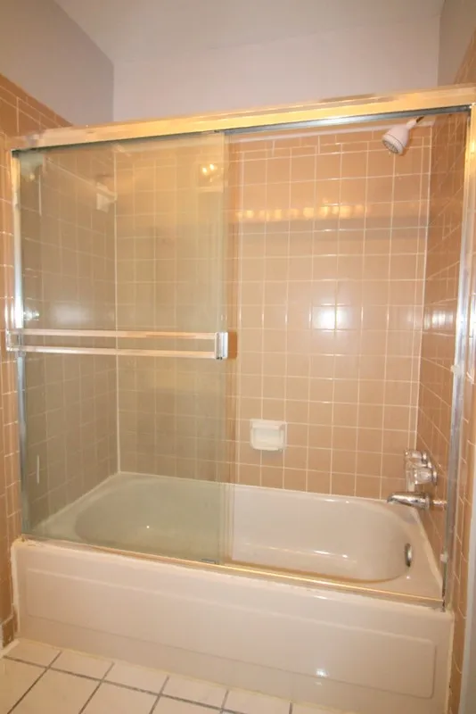 Condominium For Sale in Collin County , 3801 14th Street 1208, Plano, Texas 75074, 2 Bedroom, 3 Bathroom, Garage spaces, 1,272 Sqft, built in 1985, Preowned, mls#21199447, Real Estate Agent in Plano, Homes For Sale in Collin county, Homes For Sale in Plano, Realtor in Plano Texas, Real Estate Brokerage Independent Realty Texas, Luminita Cordes Realtor