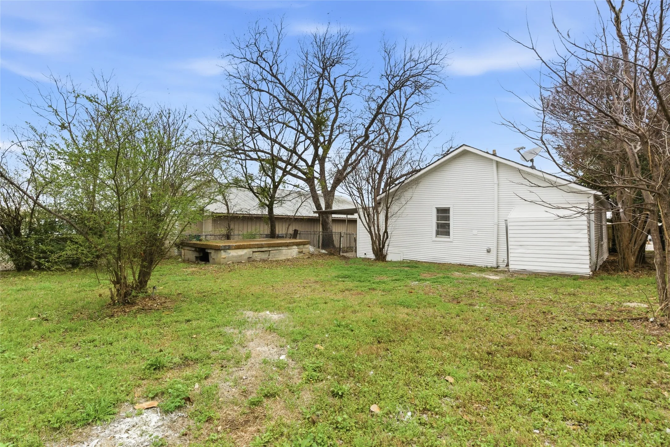 Office For Sale in Erath County , 1102 Washington Street, Stephenville, Texas 76401, 0, 0, Garage spaces, 0 Sqft, built in 1945, Preowned, mls#21204955, Real Estate Agent in Stephenville, Homes For Sale in Erath county, Homes For Sale in Stephenville, Realtor in Stephenville Texas, Real Estate Brokerage Independent Realty Texas, Luminita Cordes Realtor