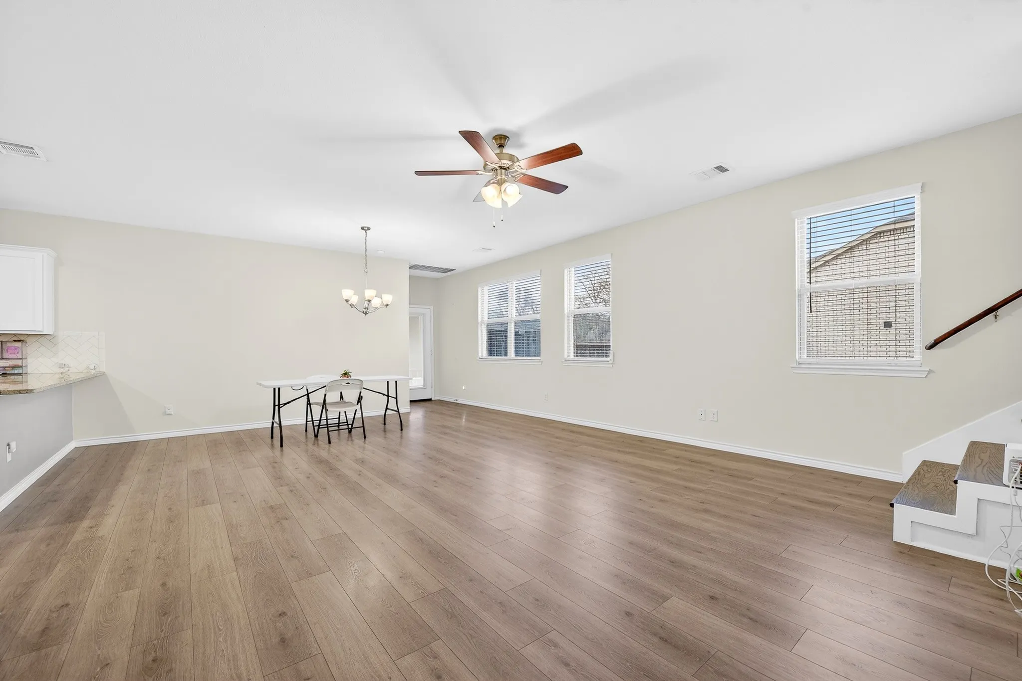 Single Family Residence For Rent in Denton County , 2261 Obsidian Drive, Little Elm, Texas 76227, 4 Bedroom, 3 Bathroom, 2 Garage spaces, 1,954 Sqft, built in 2020, mls#21185136, Real Estate Agent in Little Elm, Homes For Rent in Denton county, Homes For Rent in Little Elm, Realtor in Little Elm Texas, Real Estate Brokerage Independent Realty Texas, Luminita Cordes Realtor