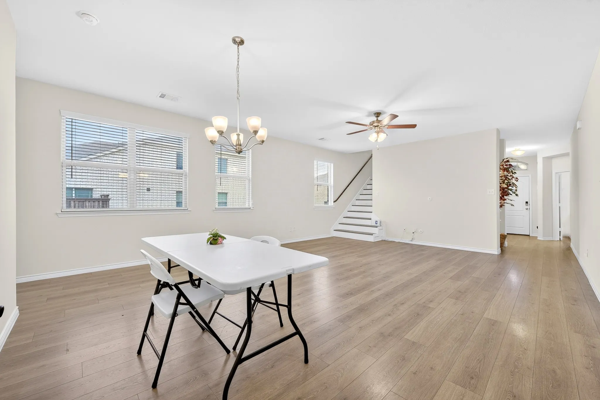 Single Family Residence For Rent in Denton County , 2261 Obsidian Drive, Little Elm, Texas 76227, 4 Bedroom, 3 Bathroom, 2 Garage spaces, 1,954 Sqft, built in 2020, mls#21185136, Real Estate Agent in Little Elm, Homes For Rent in Denton county, Homes For Rent in Little Elm, Realtor in Little Elm Texas, Real Estate Brokerage Independent Realty Texas, Luminita Cordes Realtor