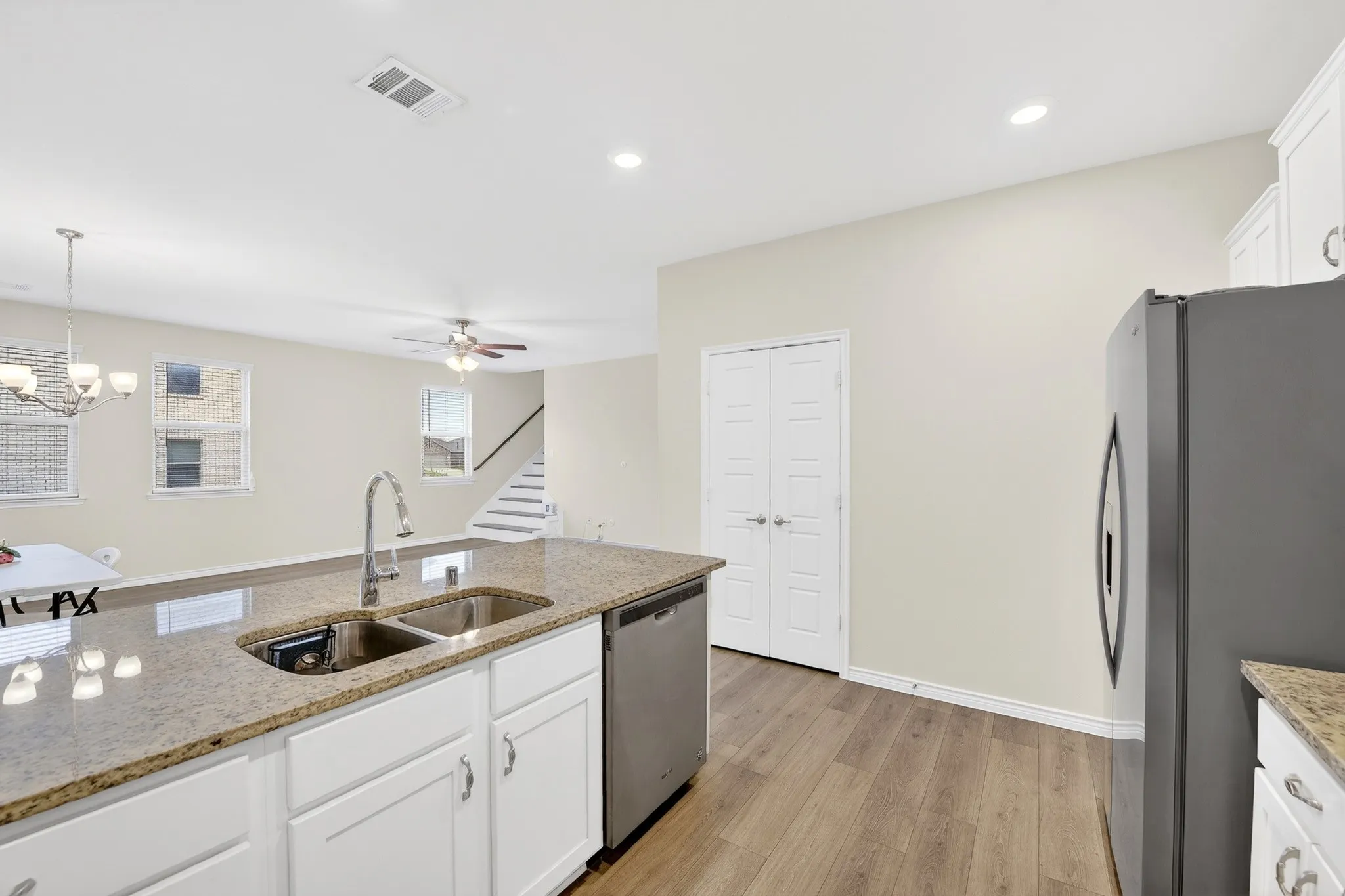 Single Family Residence For Rent in Denton County , 2261 Obsidian Drive, Little Elm, Texas 76227, 4 Bedroom, 3 Bathroom, 2 Garage spaces, 1,954 Sqft, built in 2020, mls#21185136, Real Estate Agent in Little Elm, Homes For Rent in Denton county, Homes For Rent in Little Elm, Realtor in Little Elm Texas, Real Estate Brokerage Independent Realty Texas, Luminita Cordes Realtor