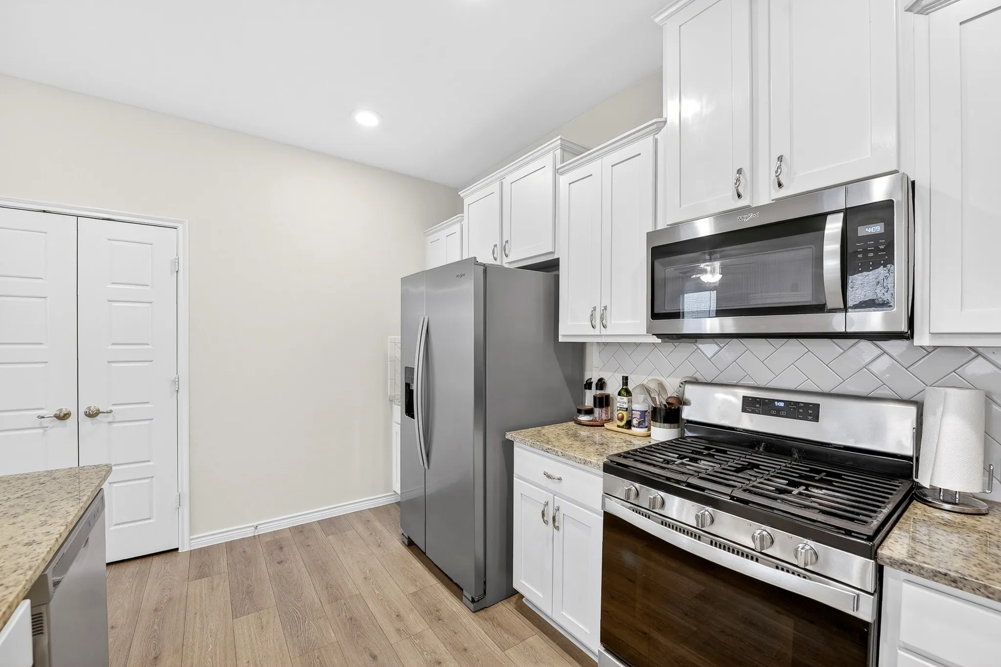Single Family Residence For Rent in Denton County , 2261 Obsidian Drive, Little Elm, Texas 76227, 4 Bedroom, 3 Bathroom, 2 Garage spaces, 1,954 Sqft, built in 2020, mls#21185136, Real Estate Agent in Little Elm, Homes For Rent in Denton county, Homes For Rent in Little Elm, Realtor in Little Elm Texas, Real Estate Brokerage Independent Realty Texas, Luminita Cordes Realtor