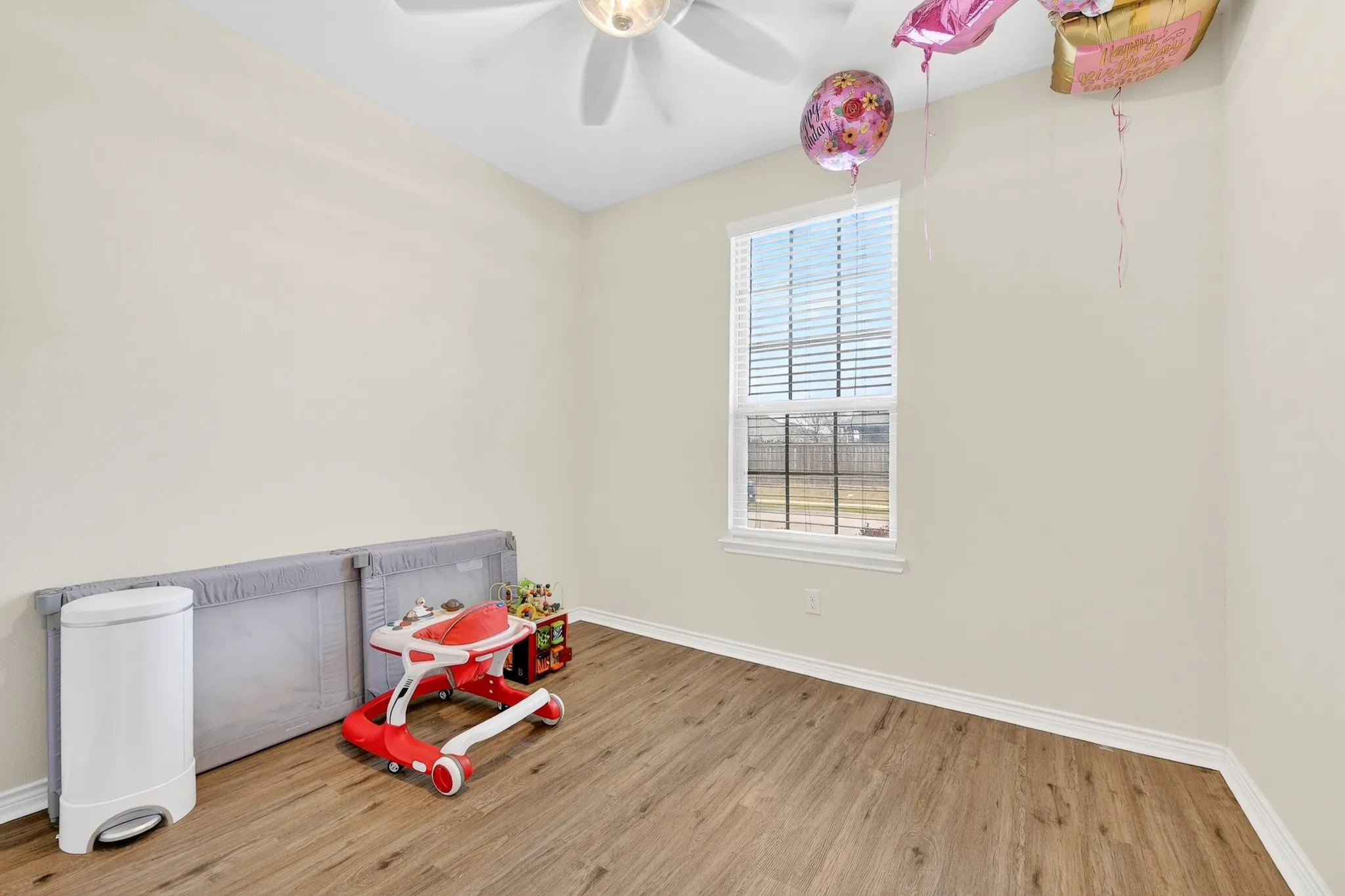Single Family Residence For Rent in Denton County , 2261 Obsidian Drive, Little Elm, Texas 76227, 4 Bedroom, 3 Bathroom, 2 Garage spaces, 1,954 Sqft, built in 2020, mls#21185136, Real Estate Agent in Little Elm, Homes For Rent in Denton county, Homes For Rent in Little Elm, Realtor in Little Elm Texas, Real Estate Brokerage Independent Realty Texas, Luminita Cordes Realtor