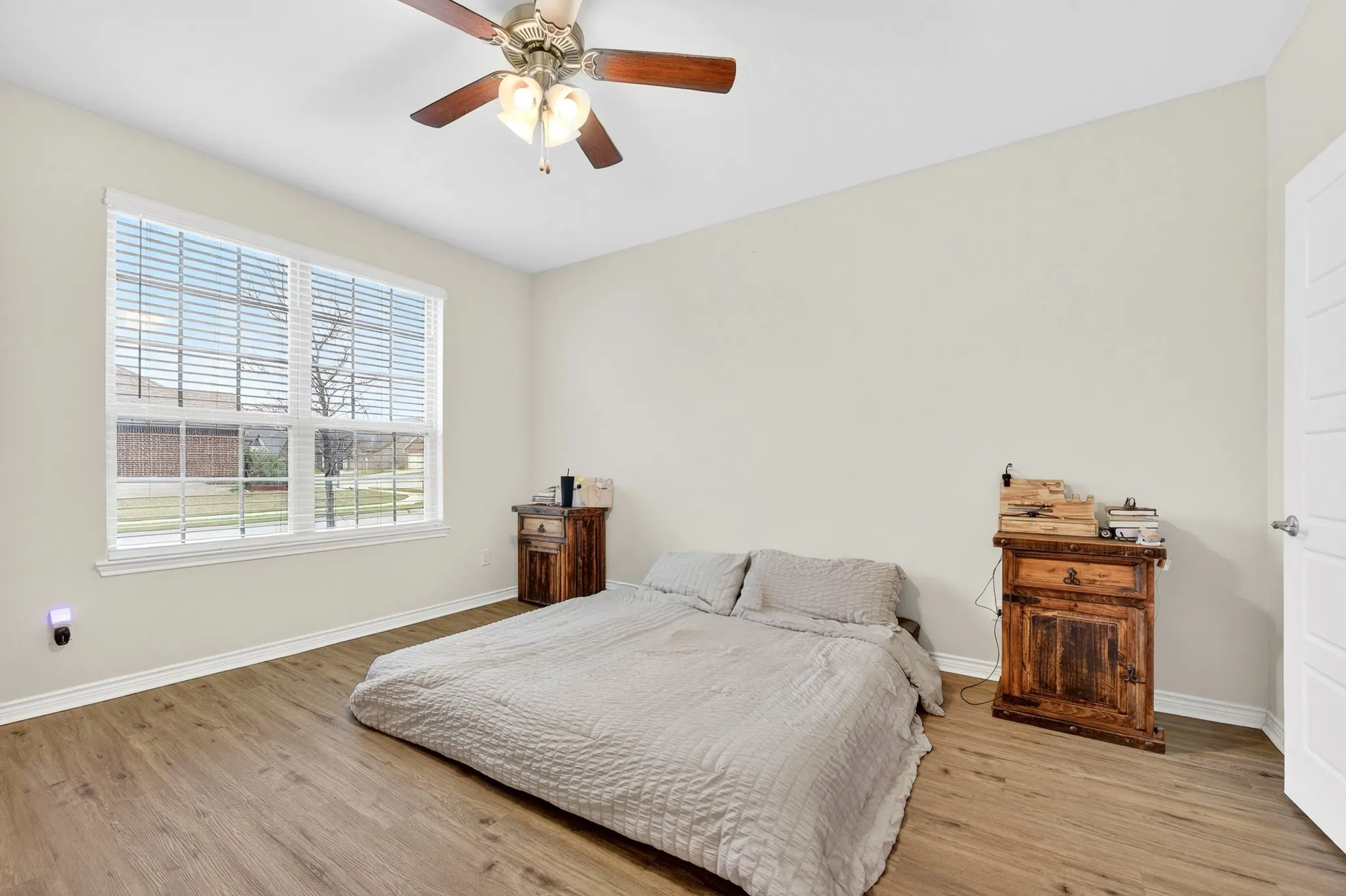 Single Family Residence For Rent in Denton County , 2261 Obsidian Drive, Little Elm, Texas 76227, 4 Bedroom, 3 Bathroom, 2 Garage spaces, 1,954 Sqft, built in 2020, mls#21185136, Real Estate Agent in Little Elm, Homes For Rent in Denton county, Homes For Rent in Little Elm, Realtor in Little Elm Texas, Real Estate Brokerage Independent Realty Texas, Luminita Cordes Realtor