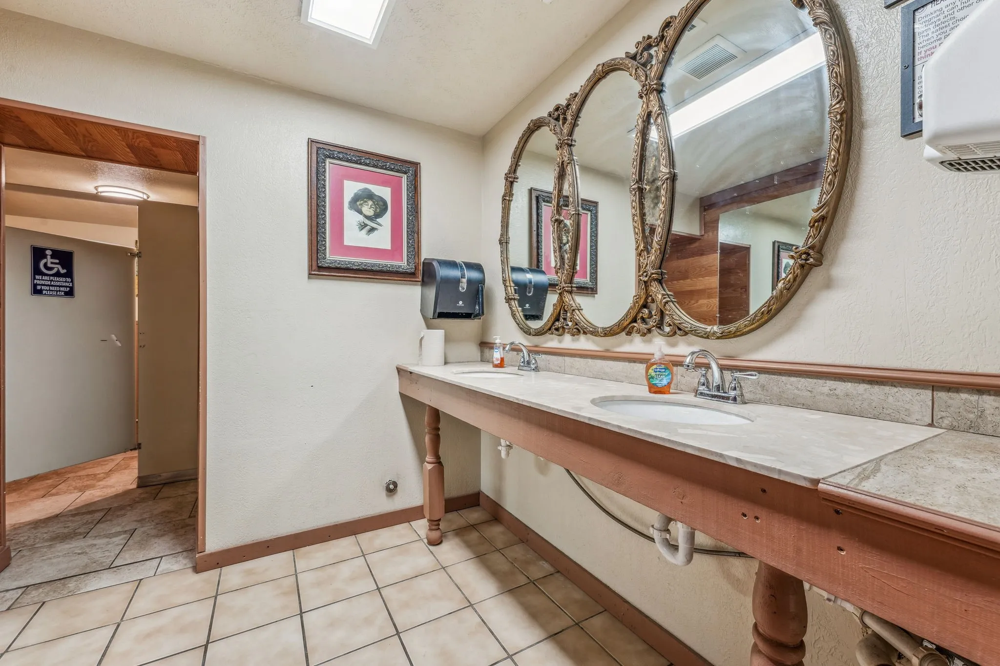 Business For Sale in Hill County , 3261 Fm 933, Whitney, Texas 76692, 0, 0, Garage spaces, 0 Sqft, built in 0, Preowned, Price $1,999,999, mls#21205749, Real Estate Agent in Whitney, Homes For Sale in Hill county, Homes For Sale in Whitney, Realtor in Whitney Texas, Real Estate Brokerage Independent Realty Texas, Luminita Cordes Realtor