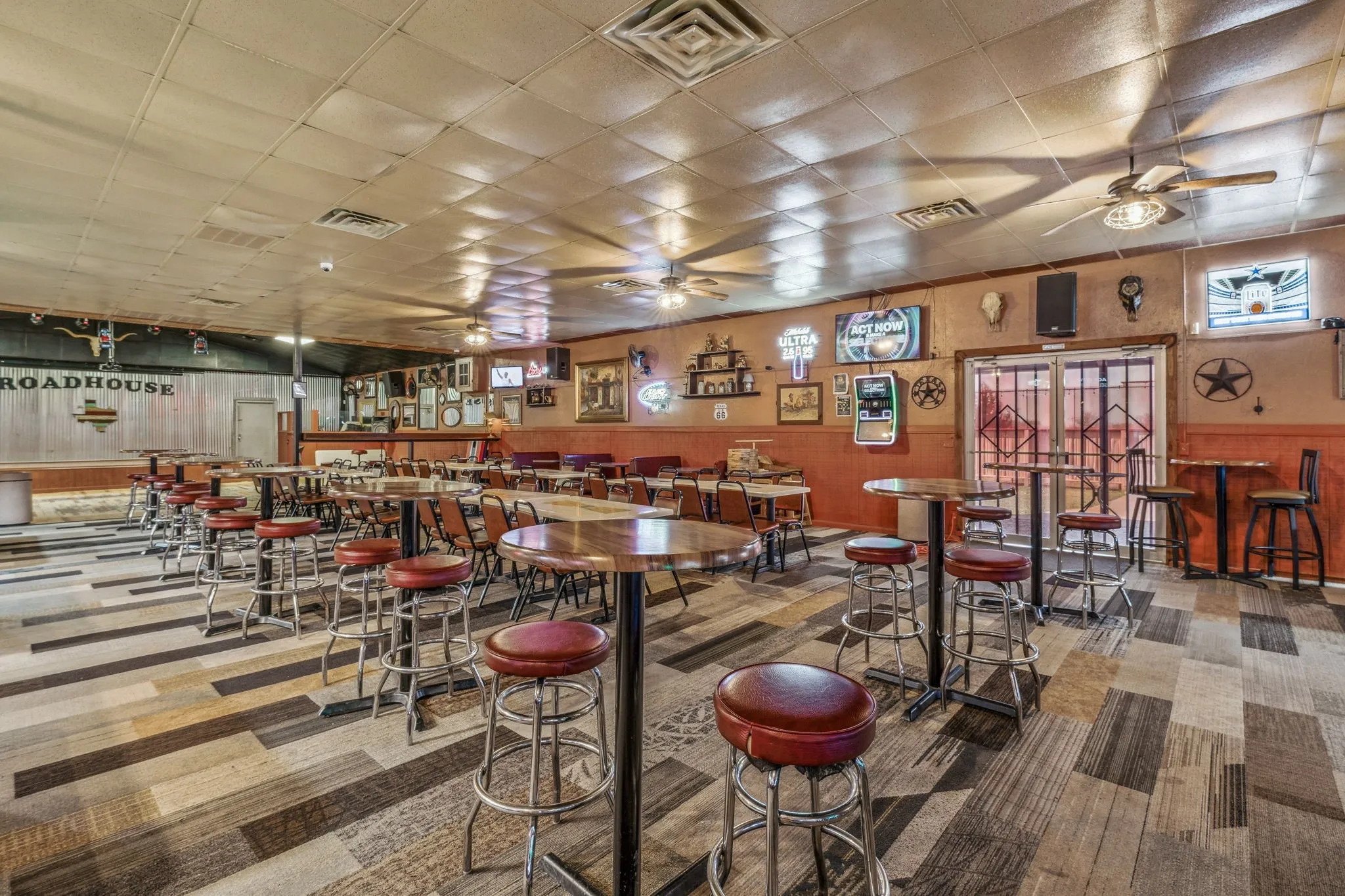 Business For Sale in Hill County , 3261 Fm 933, Whitney, Texas 76692, 0, 0, Garage spaces, 0 Sqft, built in 0, Preowned, Price $1,999,999, mls#21205749, Real Estate Agent in Whitney, Homes For Sale in Hill county, Homes For Sale in Whitney, Realtor in Whitney Texas, Real Estate Brokerage Independent Realty Texas, Luminita Cordes Realtor
