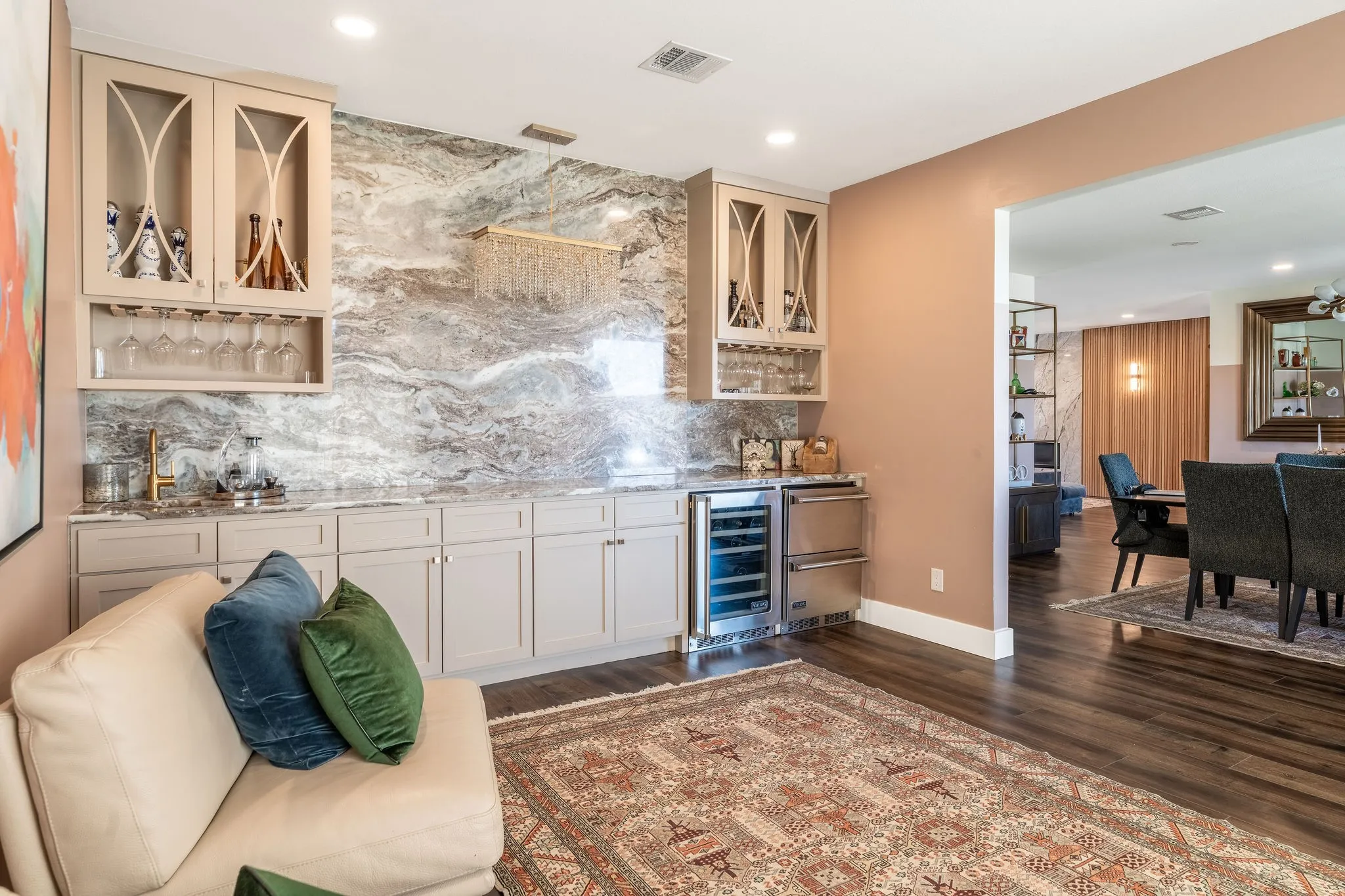 Single Family Residence For Sale in Dallas County , 7147 Lavendale Avenue, Dallas, Texas 75230, 4 Bedroom, 4 Bathroom, 2 Garage spaces, 3,700 Sqft, built in 1955, Preowned, Price $1,575,000, mls#21191548, Real Estate Agent in Dallas, Homes For Sale in Dallas county, Homes For Sale in Dallas, Realtor in Dallas Texas, Real Estate Brokerage Independent Realty Texas, Luminita Cordes Realtor