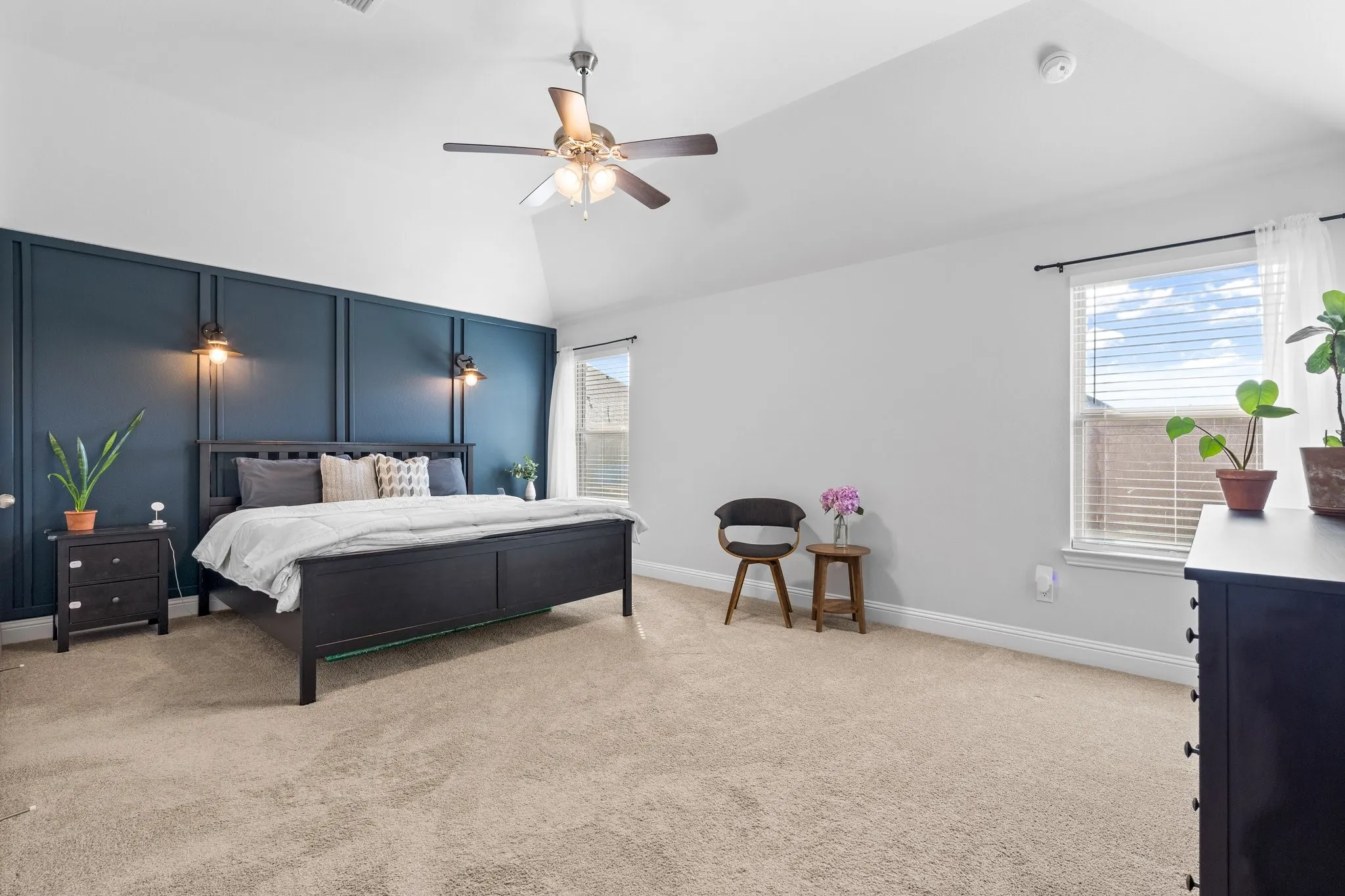 Single Family Residence For Sale in Kaufman County , 372 Chapel Hill Drive, Forney, Texas 75126, 4 Bedrooms, 3 Bathrooms, 2 Garage spaces, 2,660 Sqft, built in 2022, Preowned, Price $460,000, mls#21202789, Real Estate Agent in Forney, Homes For Sale in Kaufman county, Homes For Sale in Forney, Realtor in Forney Texas, Real Estate Brokerage Independent Realty Texas, Luminita Cordes Realtor