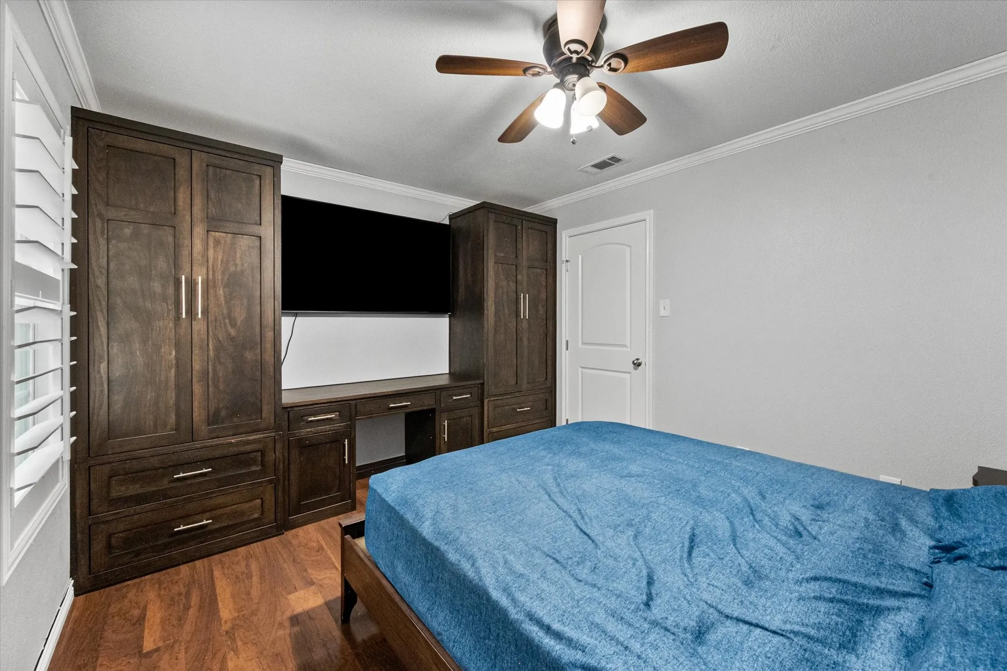 Single Family Residence For Sale in Tarrant County , 3104 Creekwood Lane, Fort Worth, Texas 76123, 3 Bedroom, 2 Bathroom, 2 Garage spaces, 1,437 Sqft, built in 1985, mls#21205829, Real Estate Agent in Fort Worth, Homes For Sale in Tarrant county, Homes For Sale in Fort Worth, Realtor in Fort Worth Texas, Real Estate Brokerage Independent Realty Texas, Luminita Cordes Realtor