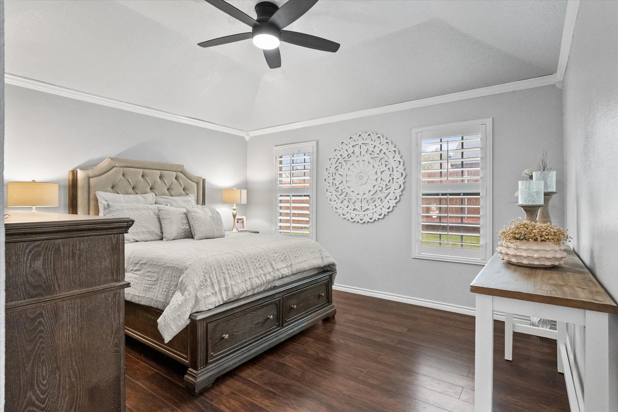 Single Family Residence For Sale in Tarrant County , 3104 Creekwood Lane, Fort Worth, Texas 76123, 3 Bedroom, 2 Bathroom, 2 Garage spaces, 1,437 Sqft, built in 1985, mls#21205829, Real Estate Agent in Fort Worth, Homes For Sale in Tarrant county, Homes For Sale in Fort Worth, Realtor in Fort Worth Texas, Real Estate Brokerage Independent Realty Texas, Luminita Cordes Realtor