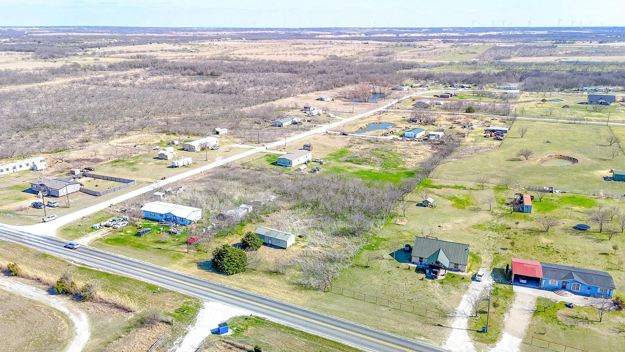 Single Family Residence For Sale in Hill County , 6830 Fm 2114, Hubbard, Texas 76648, 1 Bedroom, 1 Bathroom, Garage spaces, 640 Sqft, built in 2016, mls#21205842, Real Estate Agent in Hubbard, Homes For Sale in Hill county, Homes For Sale in Hubbard, Realtor in Hubbard Texas, Real Estate Brokerage Independent Realty Texas, Luminita Cordes Realtor