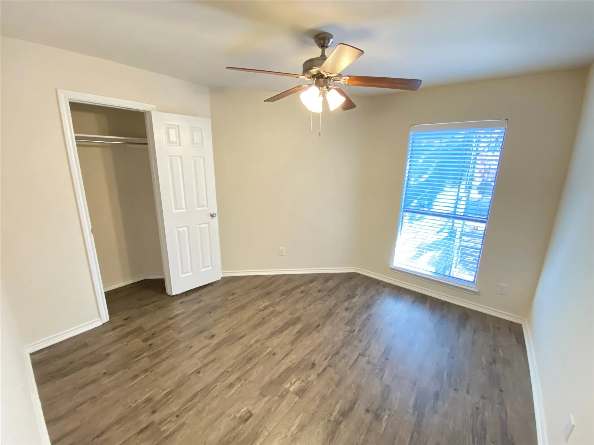Condominium For Sale in Dallas County , 9831 Walnut Street P208, Dallas, Texas 75243, 2 Bedrooms, 1 Bathroom, Garage spaces, 931 Sqft, built in 1983, Price $75,000, mls#21205849, Real Estate Agent in Dallas, Homes For Sale in Dallas county, Homes For Sale in Dallas, Realtor in Dallas Texas, Real Estate Brokerage Independent Realty Texas, Luminita Cordes Realtor