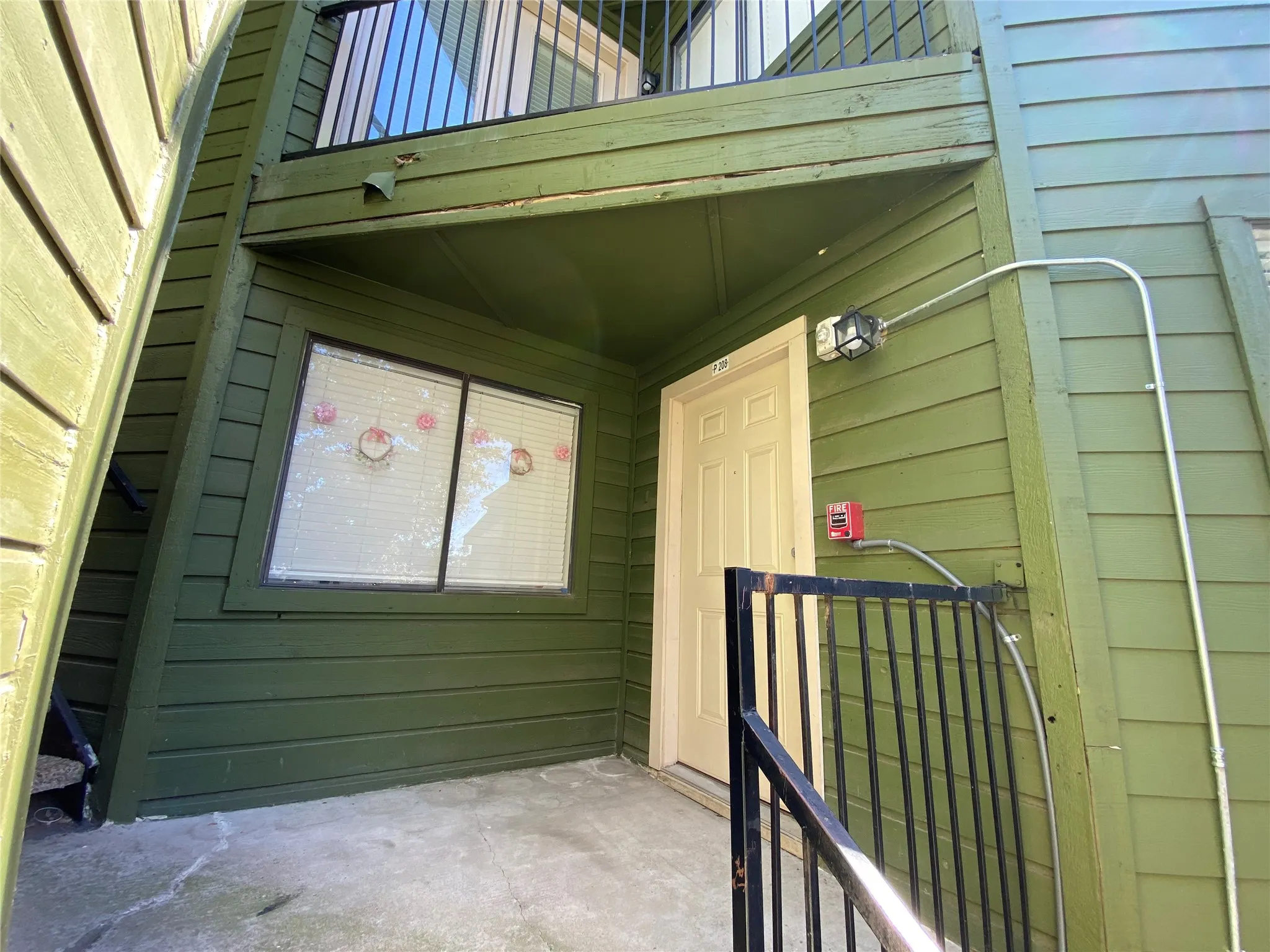 Condominium For Sale in Dallas County , 9831 Walnut Street P208, Dallas, Texas 75243, 2 Bedrooms, 1 Bathroom, Garage spaces, 931 Sqft, built in 1983, Price $75,000, mls#21205849, Real Estate Agent in Dallas, Homes For Sale in Dallas county, Homes For Sale in Dallas, Realtor in Dallas Texas, Real Estate Brokerage Independent Realty Texas, Luminita Cordes Realtor
