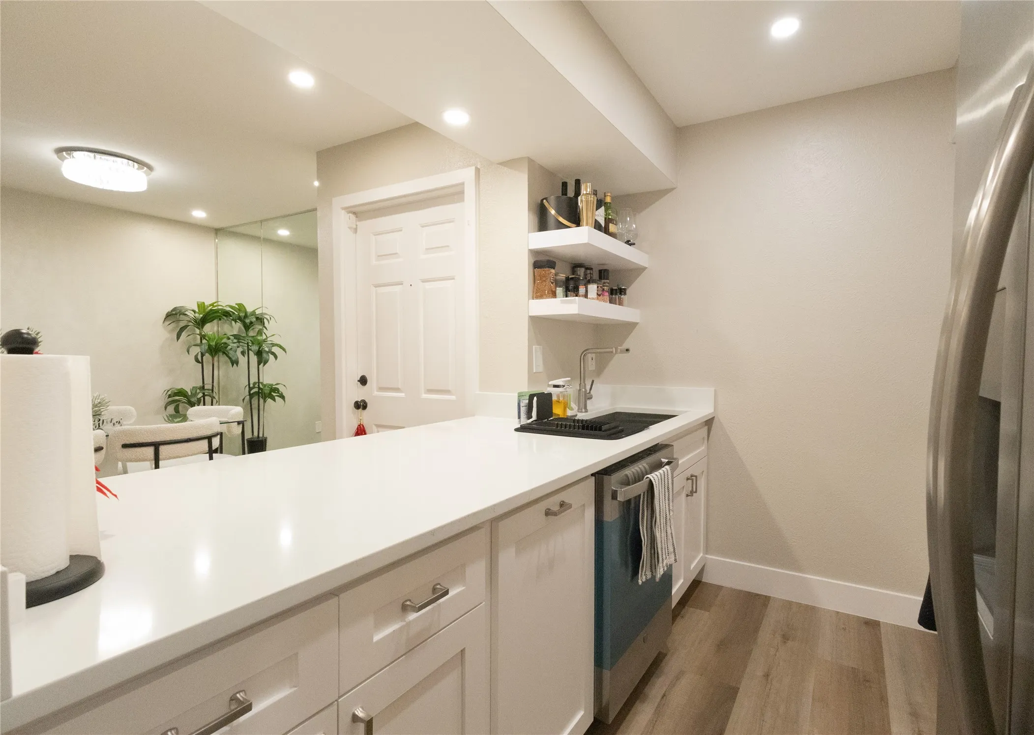 Condominium For Sale in Dallas County , 11460 Audelia Road 276, Dallas, Texas 75243, 2 Bedroom, 2 Bathroom, Garage spaces, 985 Sqft, built in 1980, mls#21205883, Real Estate Agent in Dallas, Homes For Sale in Dallas county, Homes For Sale in Dallas, Realtor in Dallas Texas, Real Estate Brokerage Independent Realty Texas, Luminita Cordes Realtor