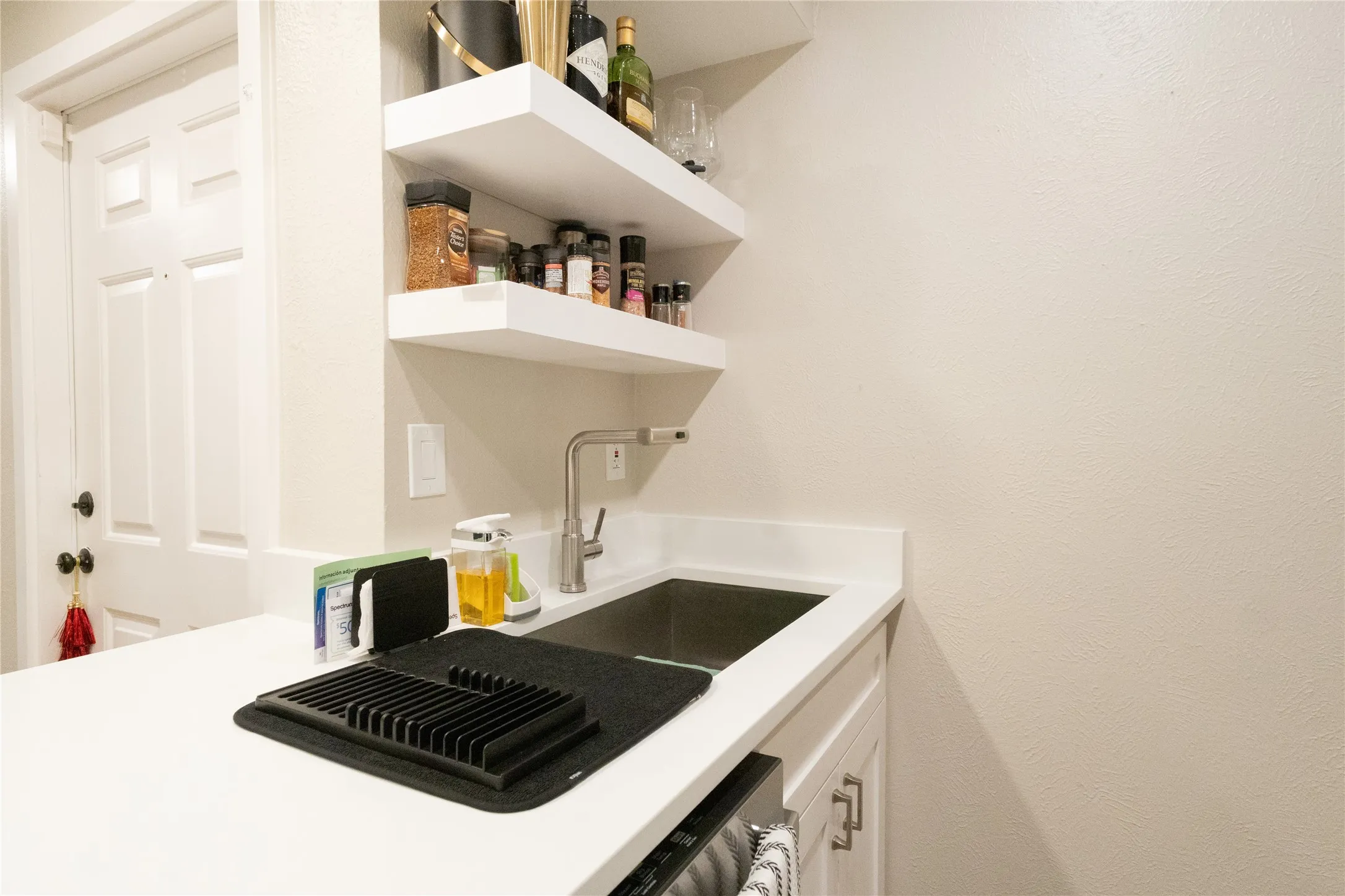 Condominium For Sale in Dallas County , 11460 Audelia Road 276, Dallas, Texas 75243, 2 Bedroom, 2 Bathroom, Garage spaces, 985 Sqft, built in 1980, mls#21205883, Real Estate Agent in Dallas, Homes For Sale in Dallas county, Homes For Sale in Dallas, Realtor in Dallas Texas, Real Estate Brokerage Independent Realty Texas, Luminita Cordes Realtor