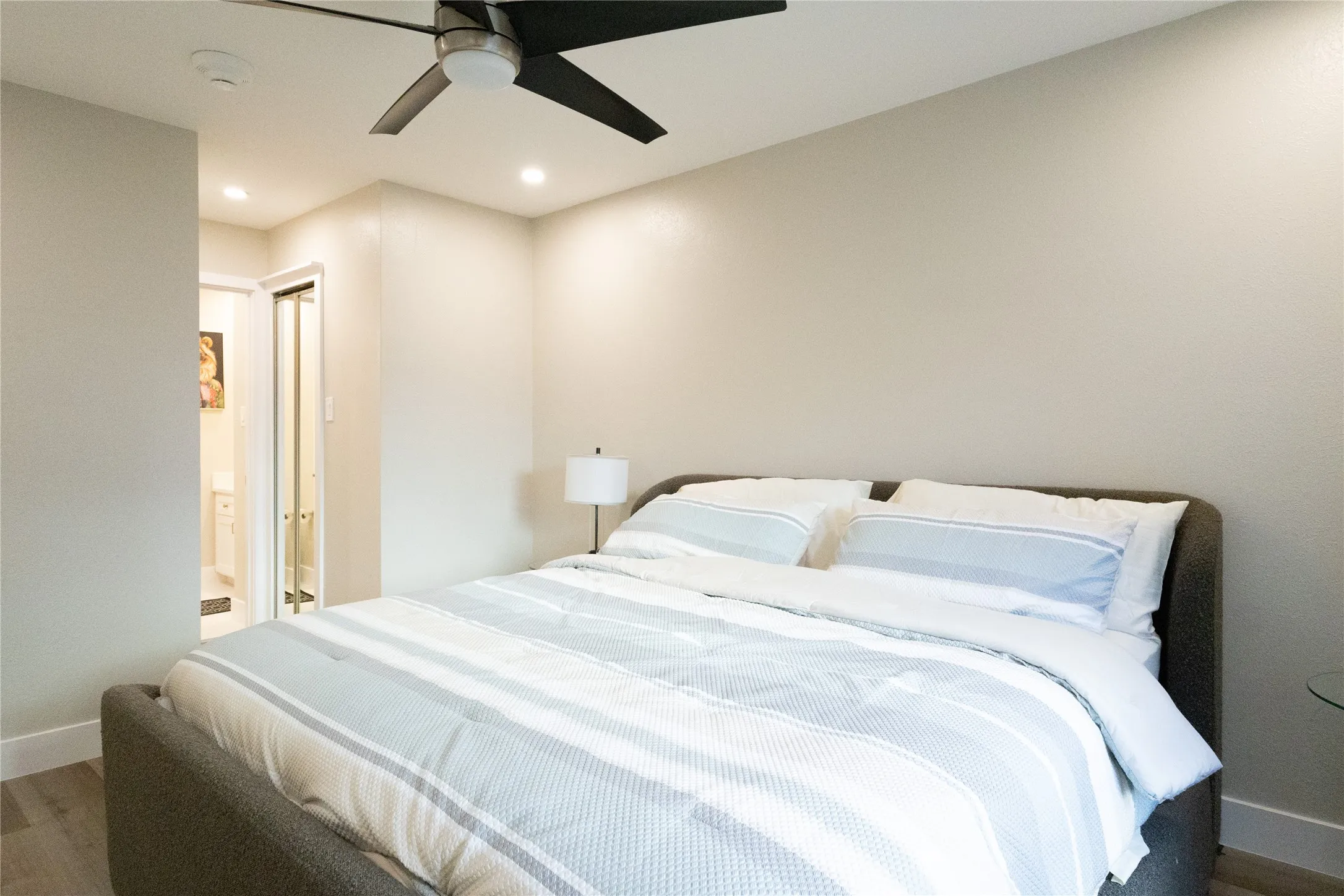 Condominium For Sale in Dallas County , 11460 Audelia Road 276, Dallas, Texas 75243, 2 Bedroom, 2 Bathroom, Garage spaces, 985 Sqft, built in 1980, mls#21205883, Real Estate Agent in Dallas, Homes For Sale in Dallas county, Homes For Sale in Dallas, Realtor in Dallas Texas, Real Estate Brokerage Independent Realty Texas, Luminita Cordes Realtor