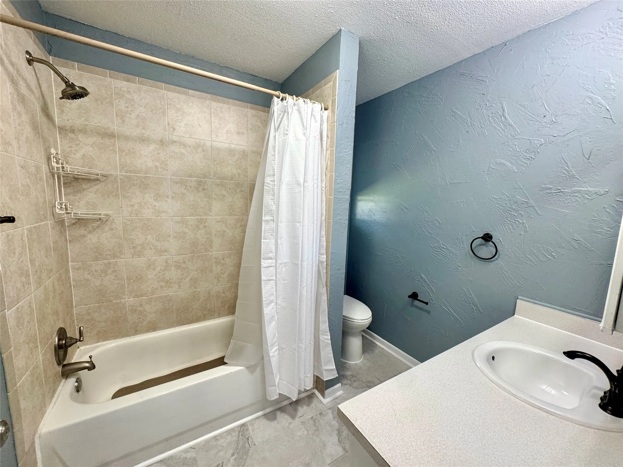 Single Family Residence For Sale in Wise County , 4170 S Fm 51, Decatur, Texas 76234, 3 Bedroom, 2 Bathroom, 2 Garage spaces, 2,010 Sqft, built in 1980, mls#21205963, Real Estate Agent in Decatur, Homes For Sale in Wise county, Homes For Sale in Decatur, Realtor in Decatur Texas, Real Estate Brokerage Independent Realty Texas, Luminita Cordes Realtor