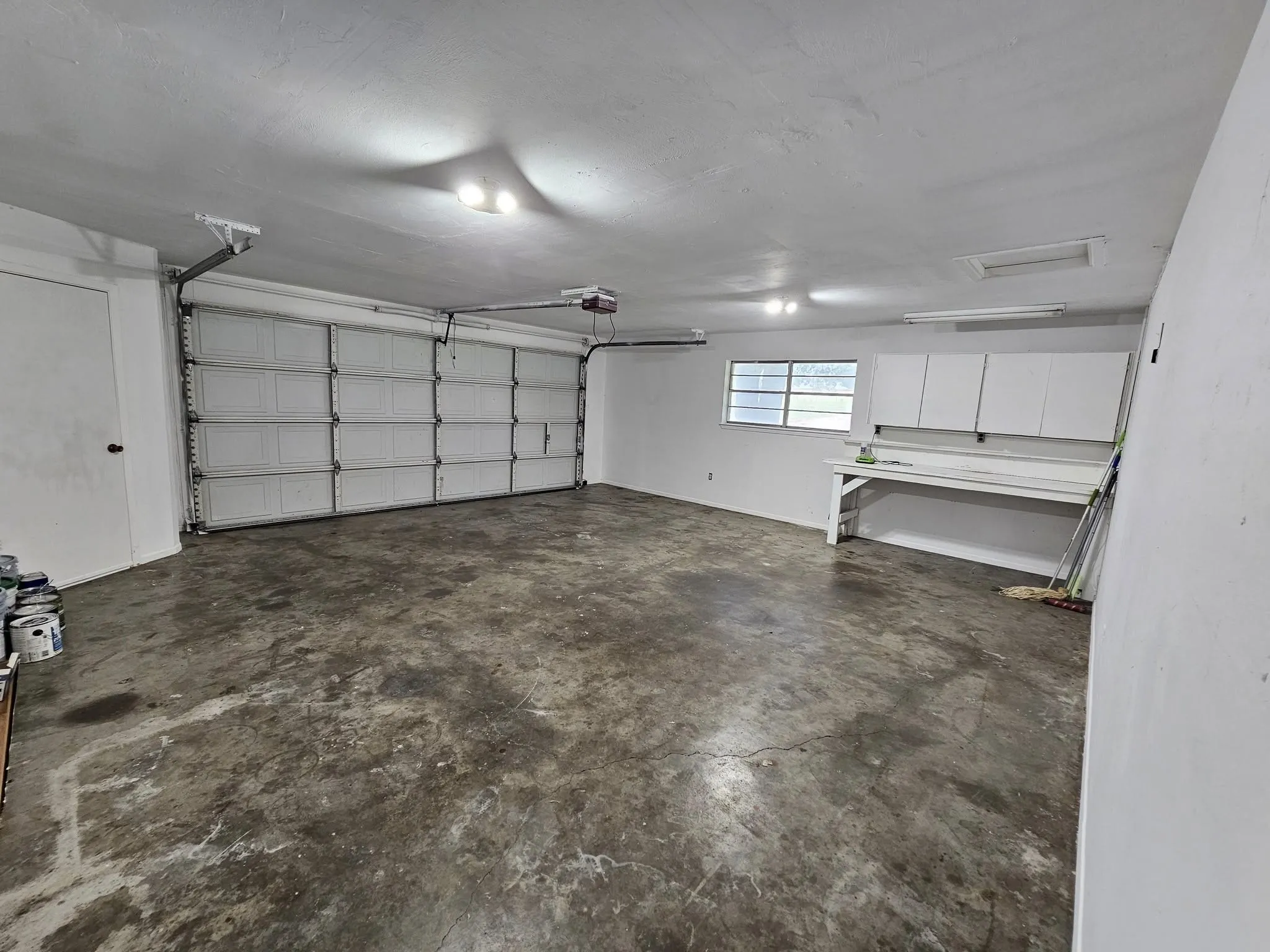 Single Family Residence For Sale in Wise County , 4170 S Fm 51, Decatur, Texas 76234, 3 Bedroom, 2 Bathroom, 2 Garage spaces, 2,010 Sqft, built in 1980, mls#21205963, Real Estate Agent in Decatur, Homes For Sale in Wise county, Homes For Sale in Decatur, Realtor in Decatur Texas, Real Estate Brokerage Independent Realty Texas, Luminita Cordes Realtor