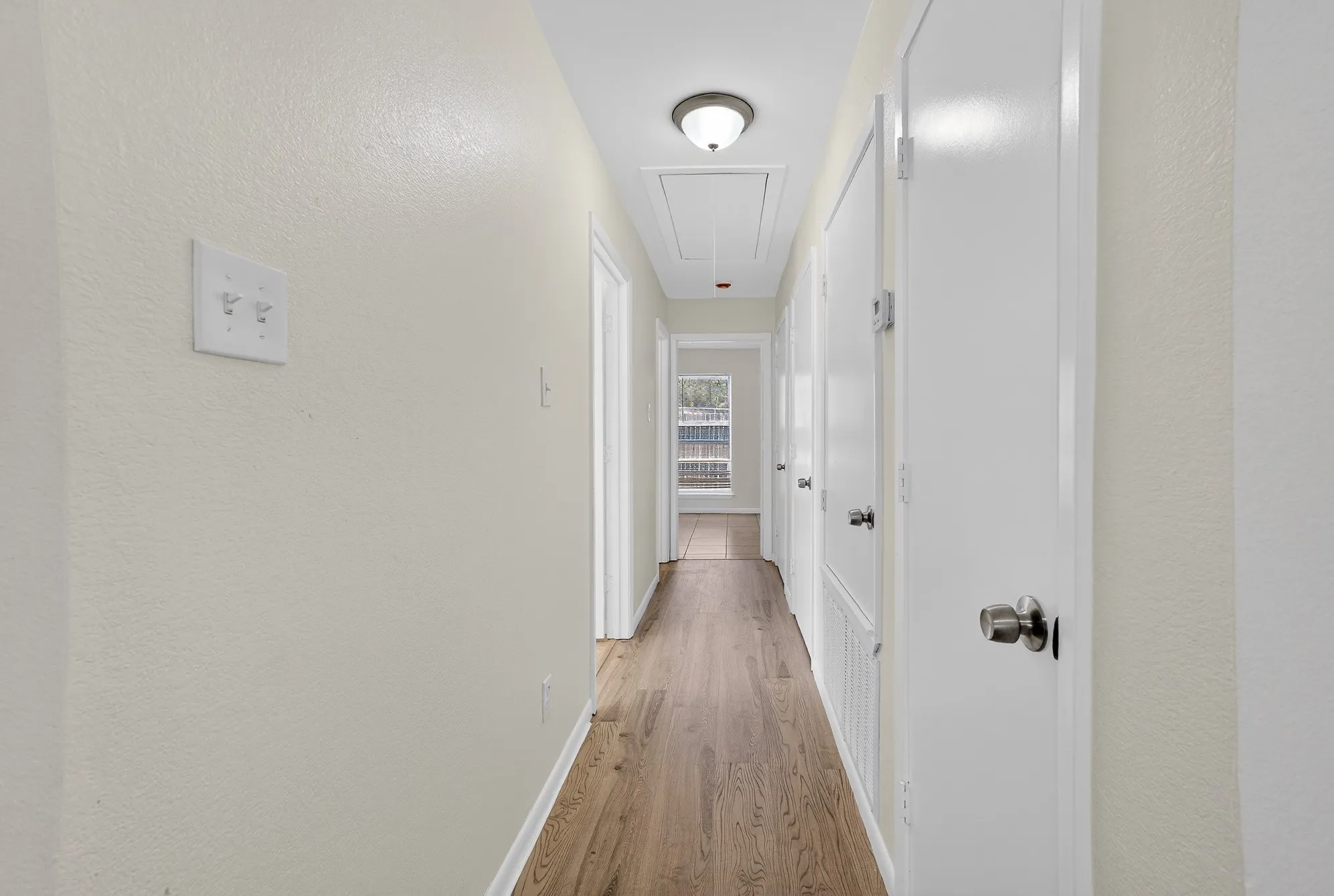 Duplex For Sale in Tarrant County , 2971 Loving Avenue, Fort Worth, Texas 76106, 5 Bedrooms, 3 Bathrooms, Garage spaces, 0 Sqft, built in 2004, Preowned, Price $375,000, mls#21206096, Real Estate Agent in Fort Worth, Homes For Sale in Tarrant county, Homes For Sale in Fort Worth, Realtor in Fort Worth Texas, Real Estate Brokerage Independent Realty Texas, Luminita Cordes Realtor