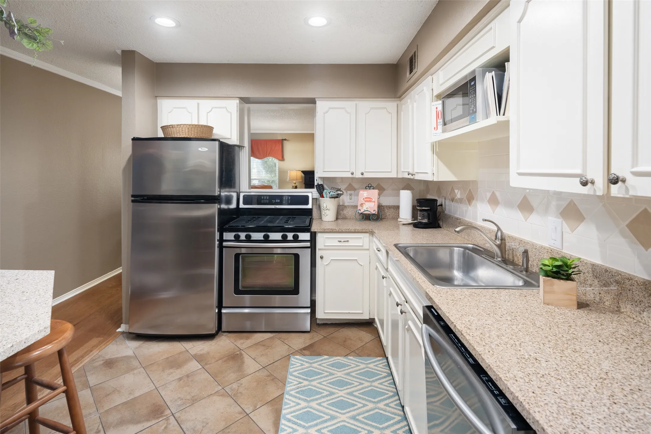 Kitchen w-Updates, Stainless Steel Appliances