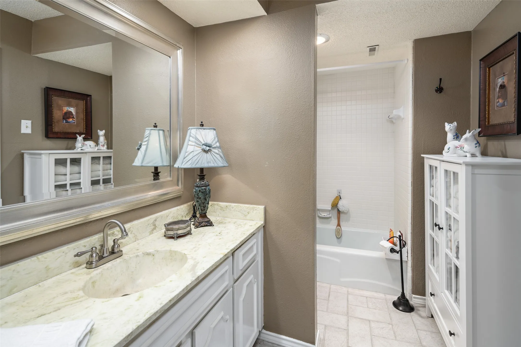 Primary Bedroom Vanity & Tub-Shower Combo