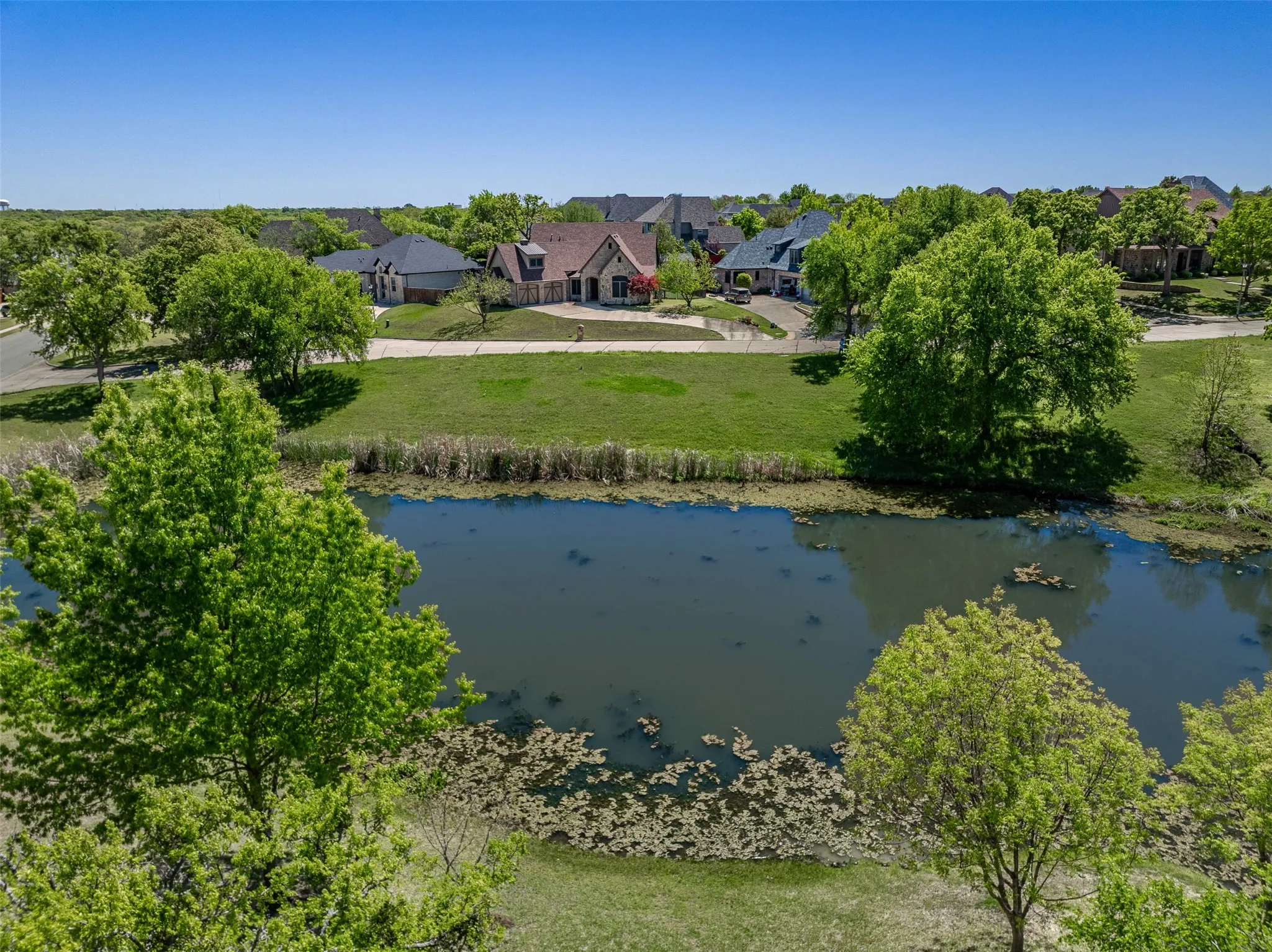 Single Family Residence For Sale in Grayson County , 2705 Silverado Trail, Sherman, Texas 75092, 4 Bedroom, 3 Bathroom, 2 Garage spaces, 2,660 Sqft, built in 2007, Preowned, mls#21203786, Real Estate Agent in Sherman, Homes For Sale in Grayson county, Homes For Sale in Sherman, Realtor in Sherman Texas, Real Estate Brokerage Independent Realty Texas, Luminita Cordes Realtor