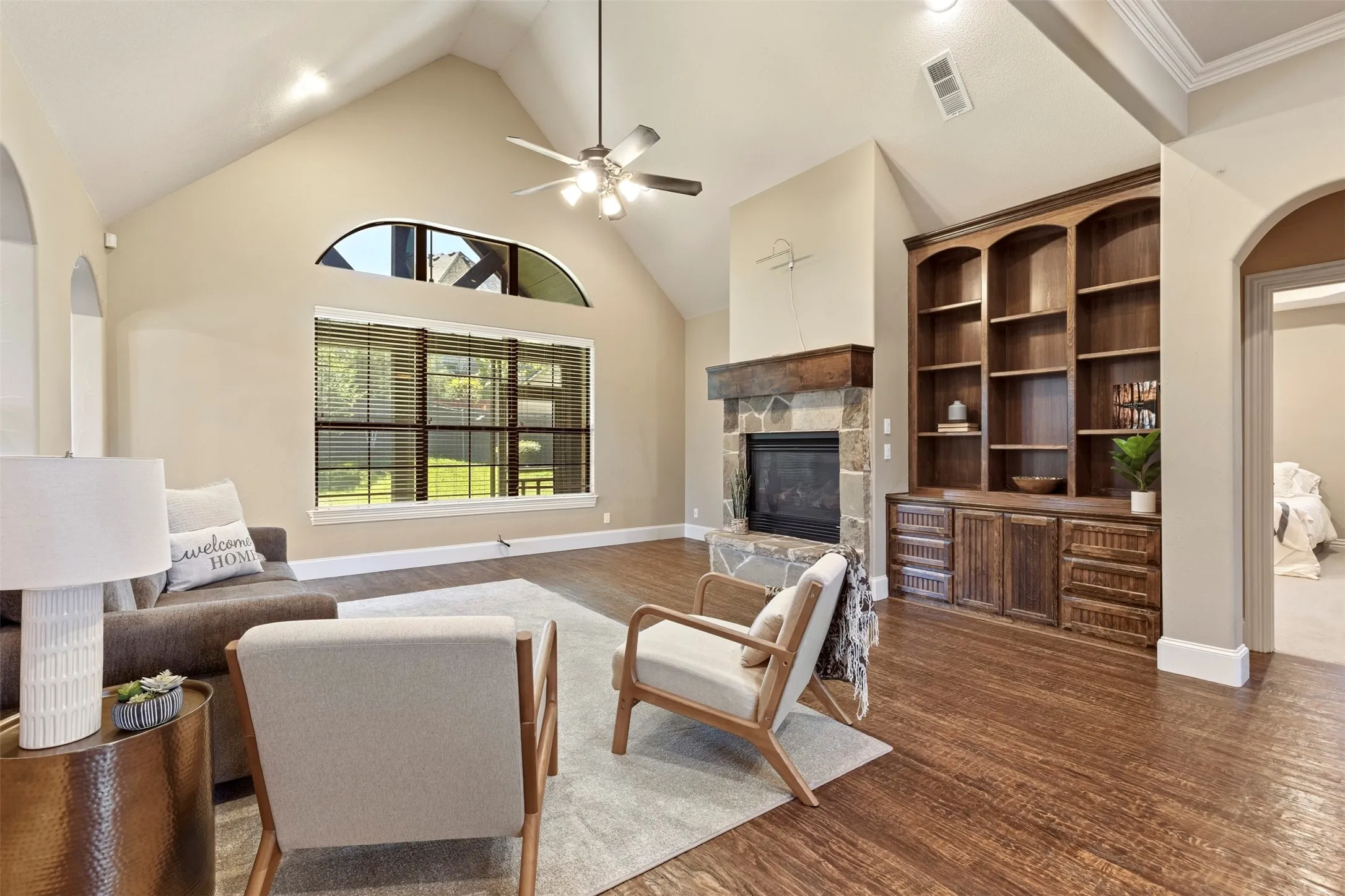 Single Family Residence For Sale in Grayson County , 2705 Silverado Trail, Sherman, Texas 75092, 4 Bedroom, 3 Bathroom, 2 Garage spaces, 2,660 Sqft, built in 2007, Preowned, mls#21203786, Real Estate Agent in Sherman, Homes For Sale in Grayson county, Homes For Sale in Sherman, Realtor in Sherman Texas, Real Estate Brokerage Independent Realty Texas, Luminita Cordes Realtor