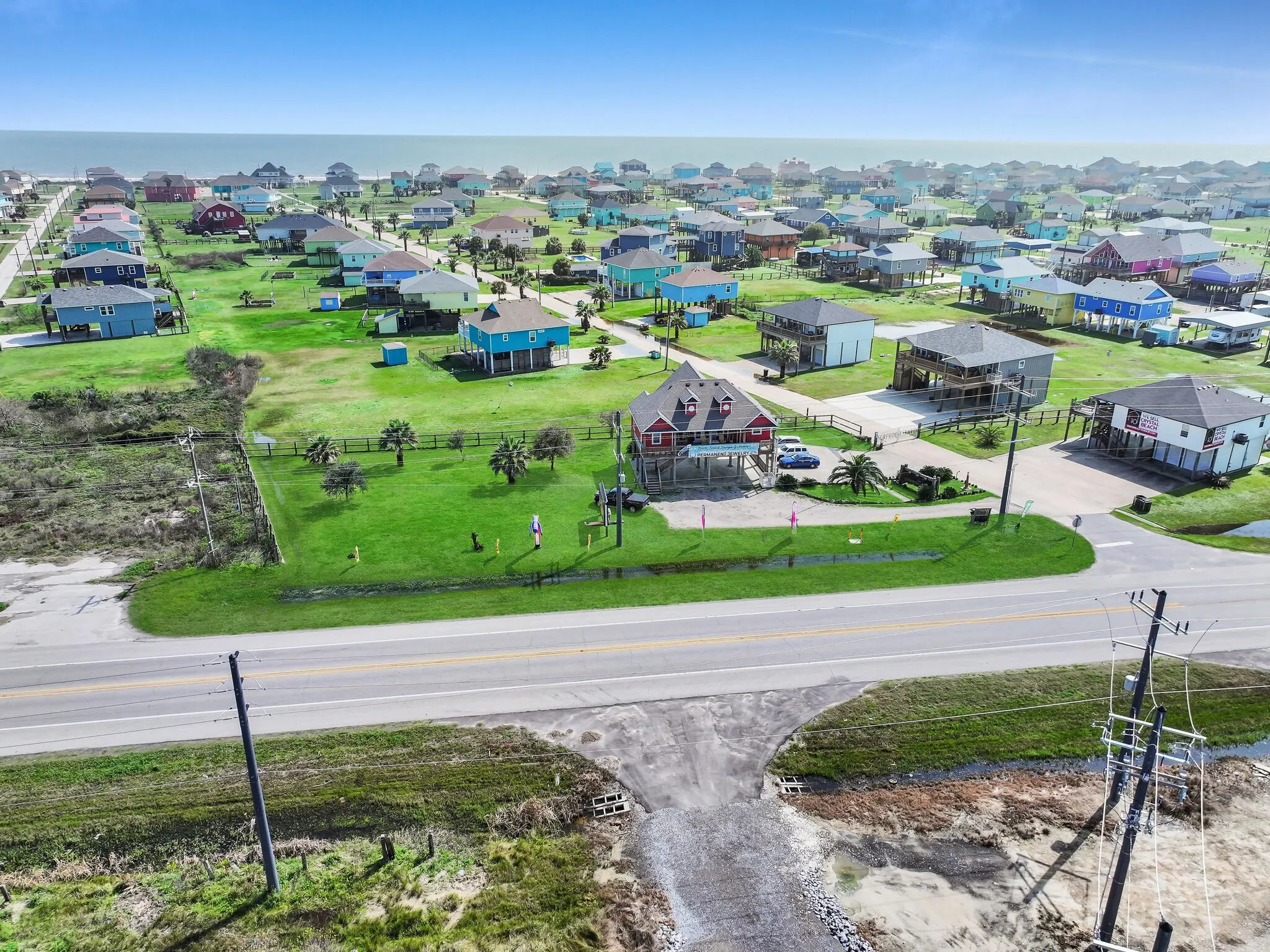Retail For Sale in Galveston County , 970 Surfside Dr, Crystal Beach, Texas 77650, 0, 0, Garage spaces, 0 Sqft, built in 2010, Preowned, mls#21204505, Real Estate Agent in Crystal Beach, Homes For Sale in Galveston county, Homes For Sale in Crystal Beach, Realtor in Crystal Beach Texas, Real Estate Brokerage Independent Realty Texas, Luminita Cordes Realtor