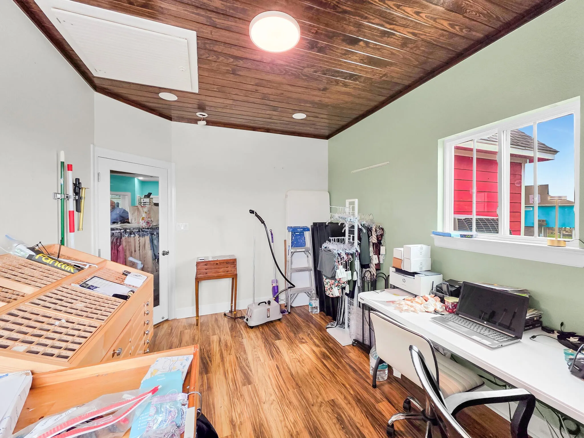 Retail For Sale in Galveston County , 970 Surfside Dr, Crystal Beach, Texas 77650, 0, 0, Garage spaces, 0 Sqft, built in 2010, Preowned, mls#21204505, Real Estate Agent in Crystal Beach, Homes For Sale in Galveston county, Homes For Sale in Crystal Beach, Realtor in Crystal Beach Texas, Real Estate Brokerage Independent Realty Texas, Luminita Cordes Realtor