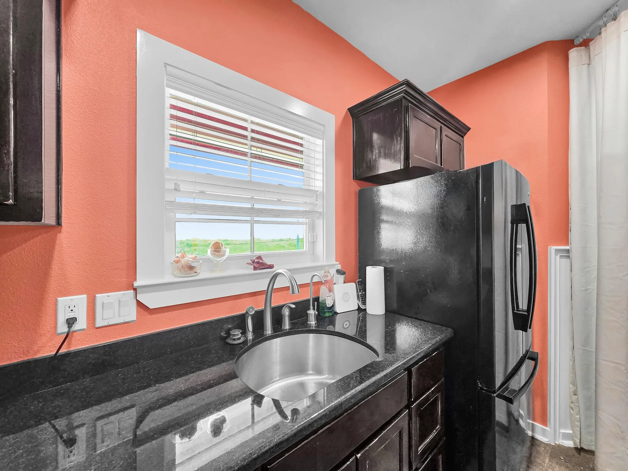 Retail For Sale in Galveston County , 970 Surfside Dr, Crystal Beach, Texas 77650, 0, 0, Garage spaces, 0 Sqft, built in 2010, Preowned, mls#21204505, Real Estate Agent in Crystal Beach, Homes For Sale in Galveston county, Homes For Sale in Crystal Beach, Realtor in Crystal Beach Texas, Real Estate Brokerage Independent Realty Texas, Luminita Cordes Realtor