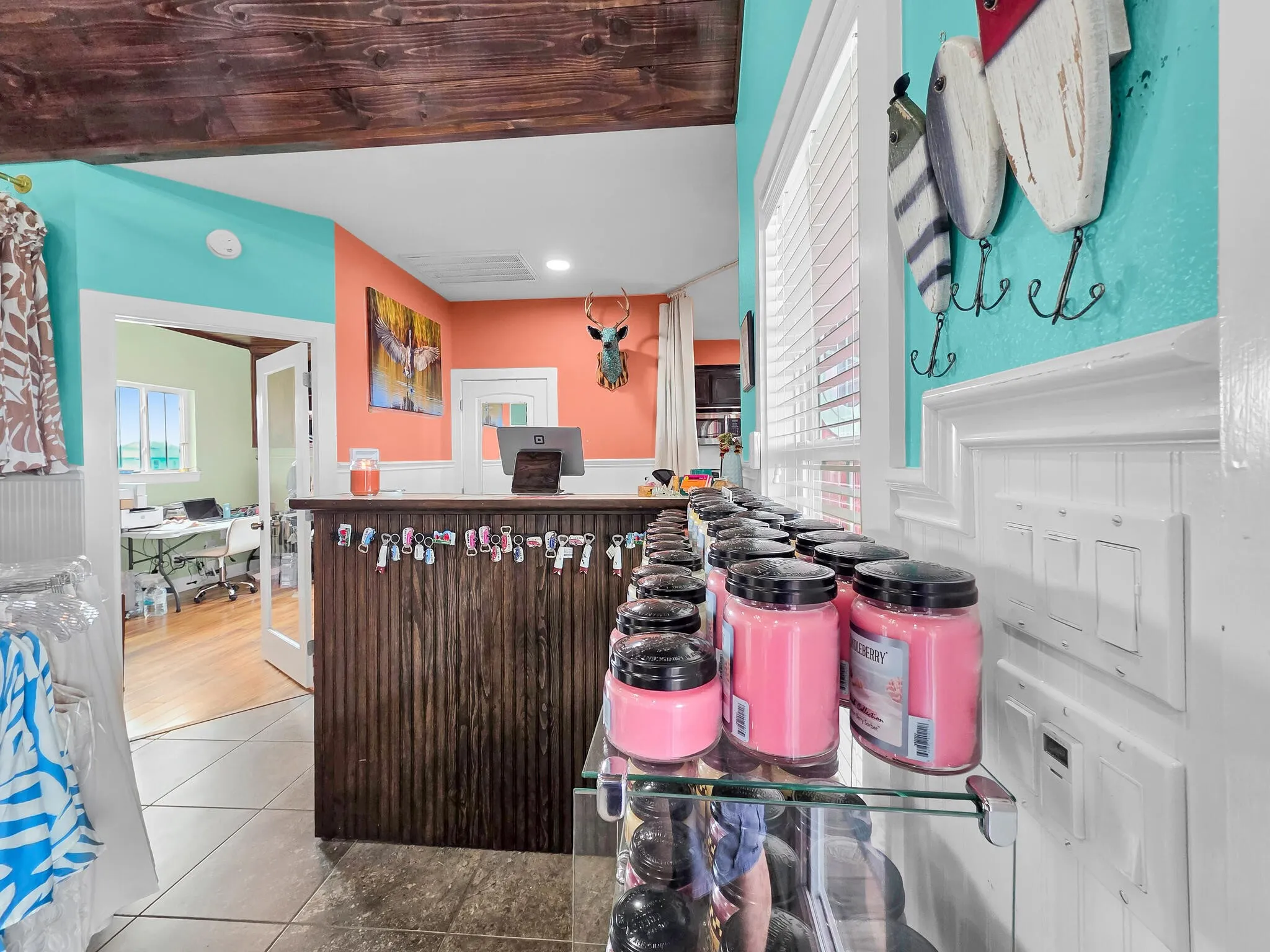 Retail For Sale in Galveston County , 970 Surfside Dr, Crystal Beach, Texas 77650, 0, 0, Garage spaces, 0 Sqft, built in 2010, Preowned, mls#21204505, Real Estate Agent in Crystal Beach, Homes For Sale in Galveston county, Homes For Sale in Crystal Beach, Realtor in Crystal Beach Texas, Real Estate Brokerage Independent Realty Texas, Luminita Cordes Realtor